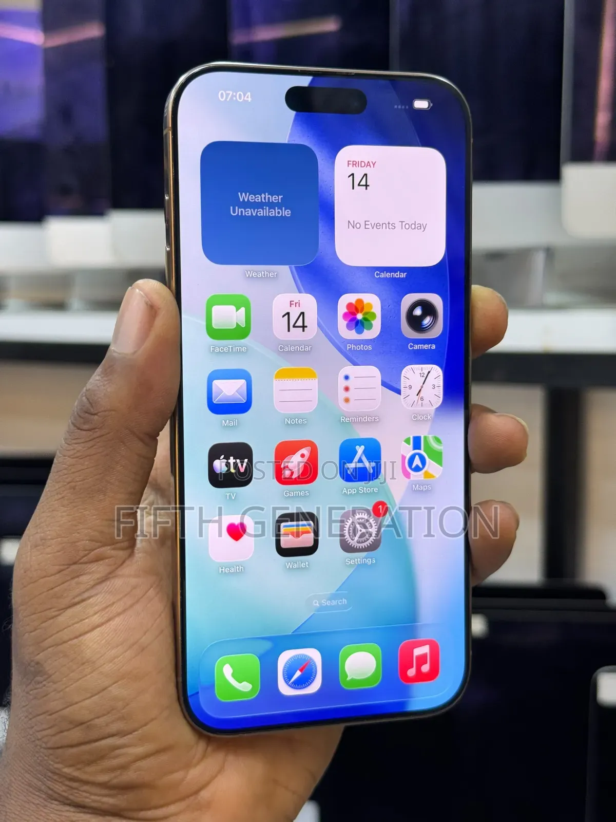 Apple iPhone 16 Pro Max 1 TB Gold