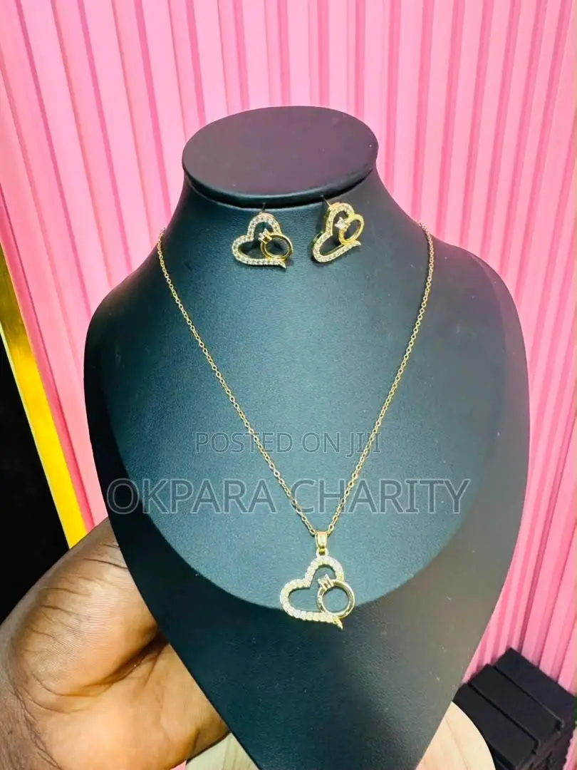 Jewelry and Accessories Suitable for All Occasions