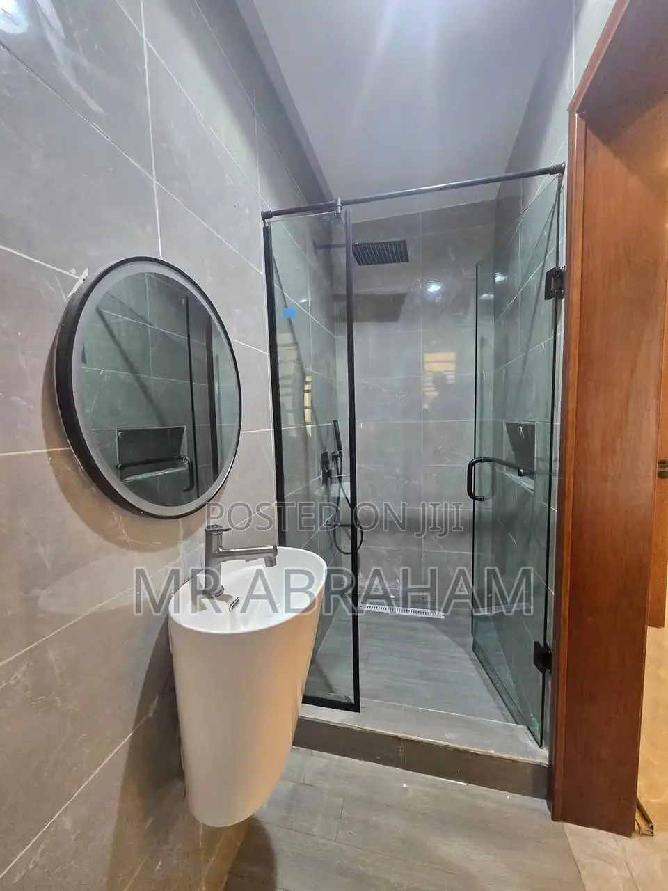 Furnished 2bdrm Apartment in Yaba, Lagos State for sale