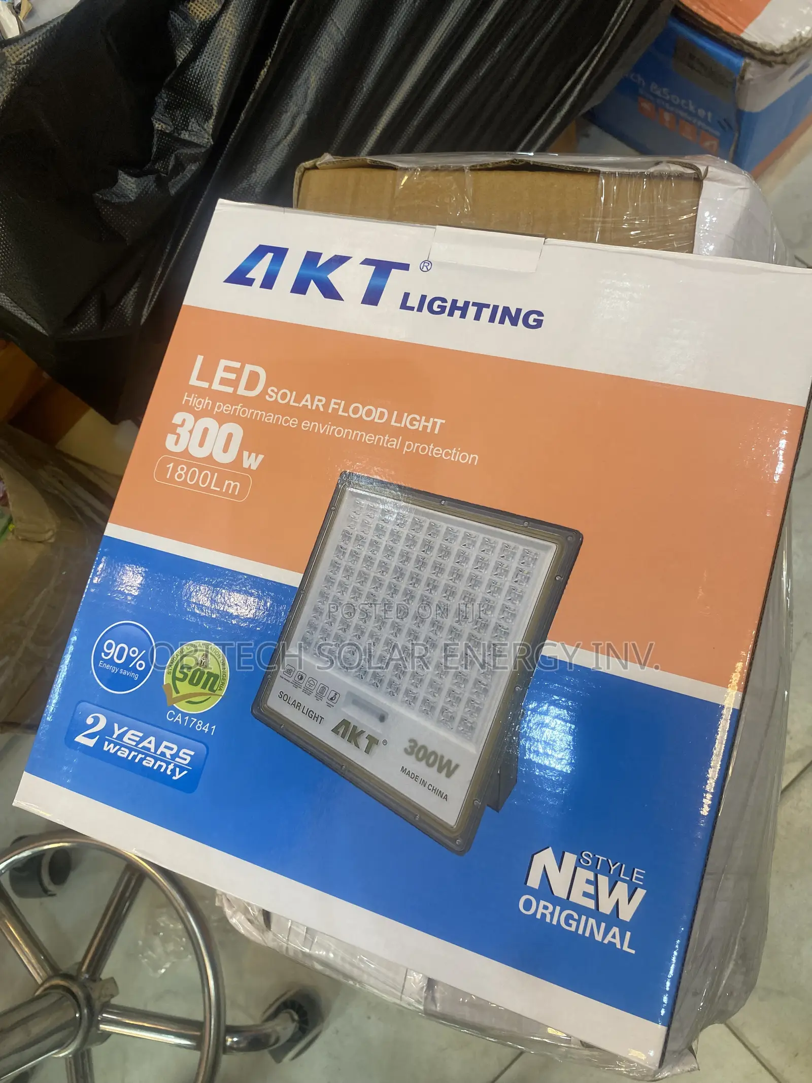 300W LED Solar Flood Light