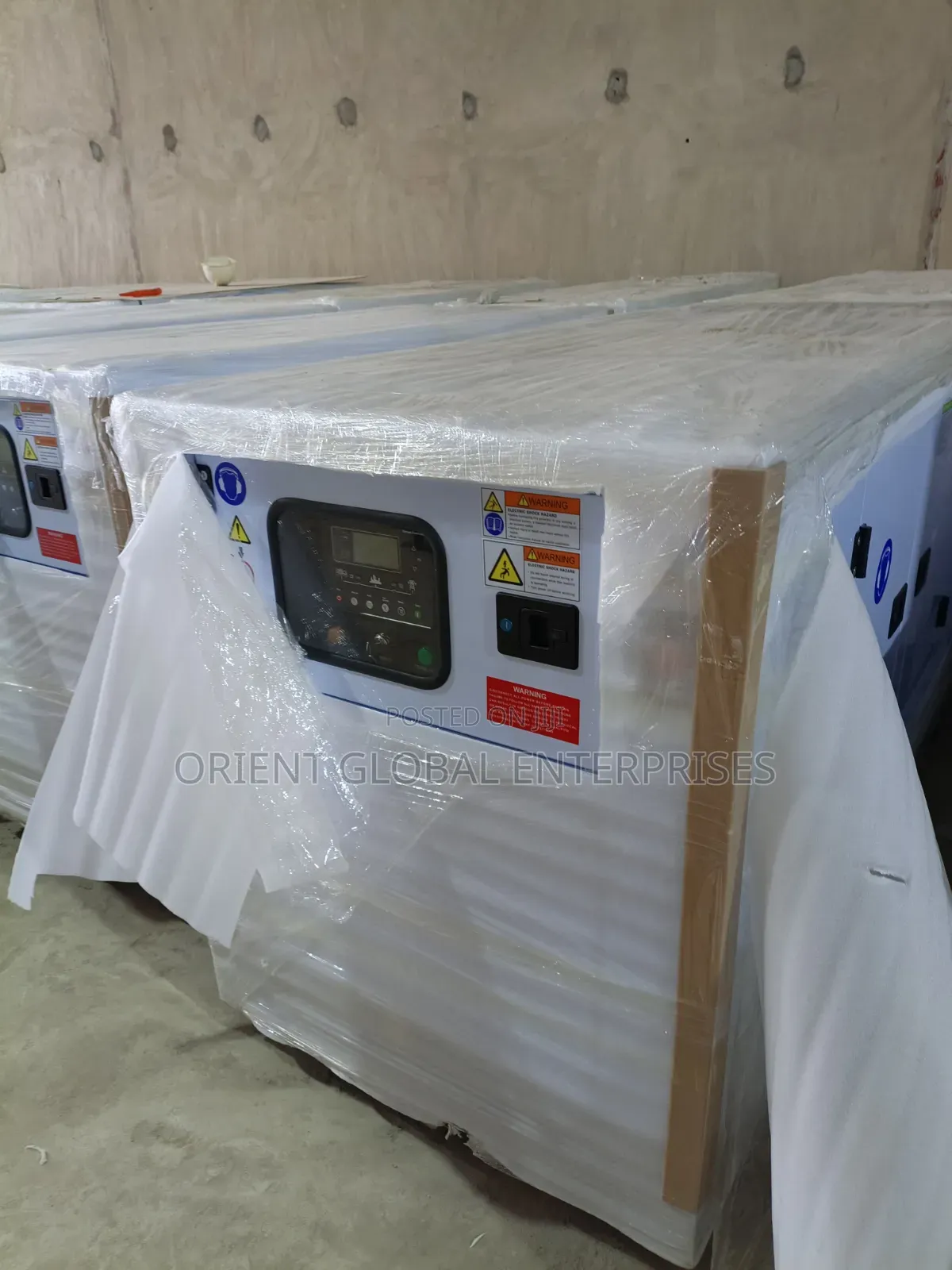 Perkins 450kva Soundproof Generator
