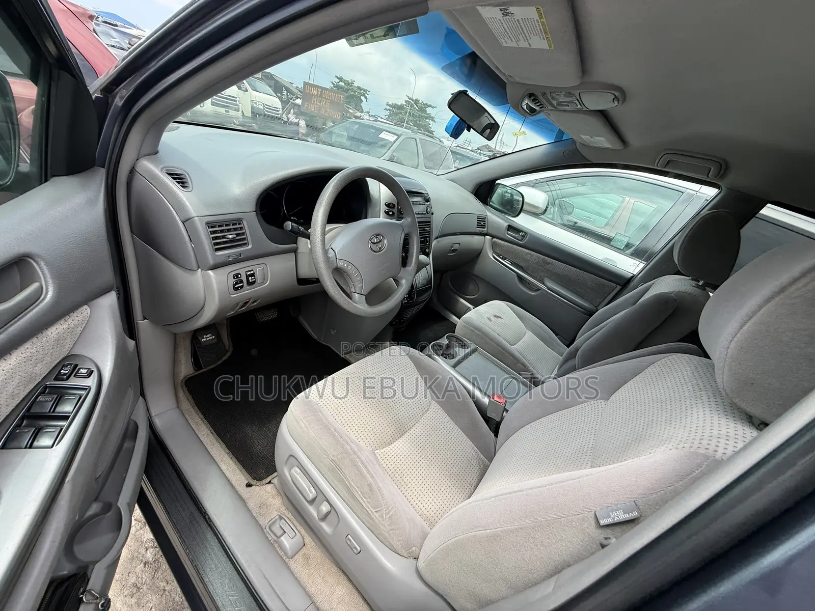 Toyota Sienna LE 8 Passenger 2010 Gray