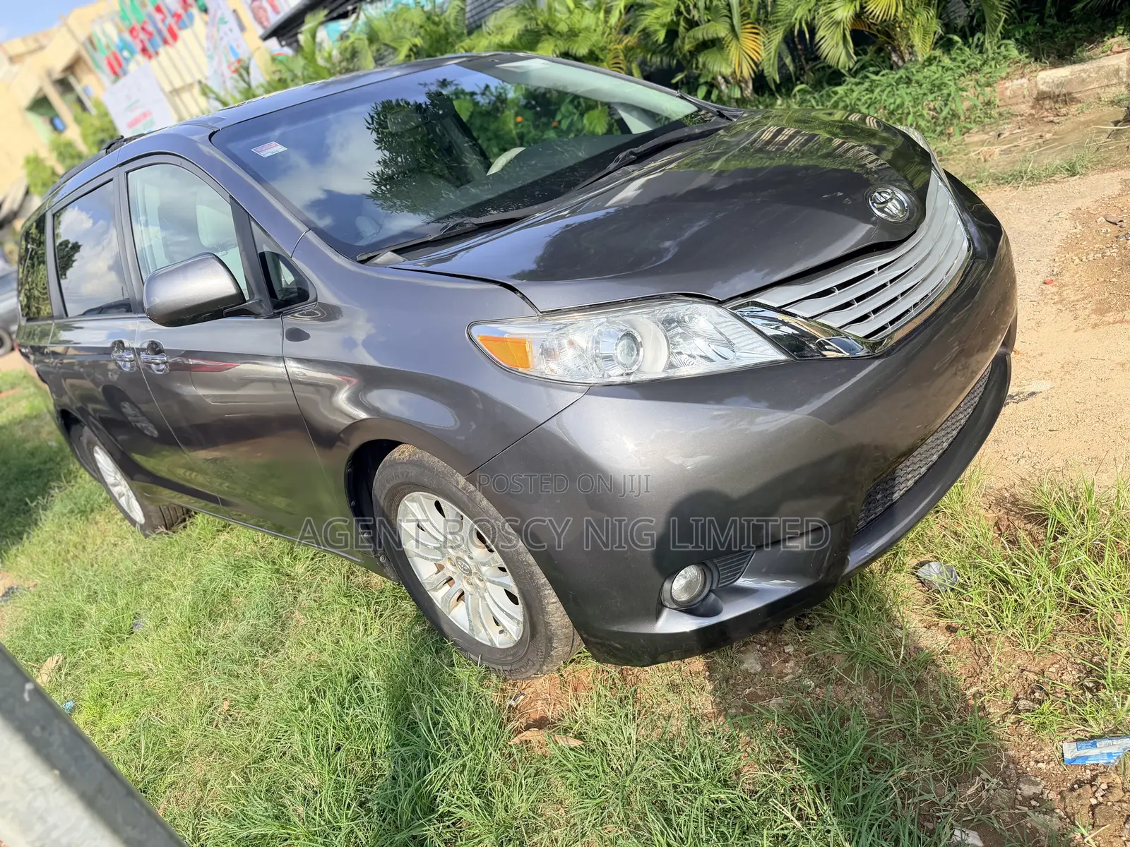 Toyota Sienna 2015 Gray