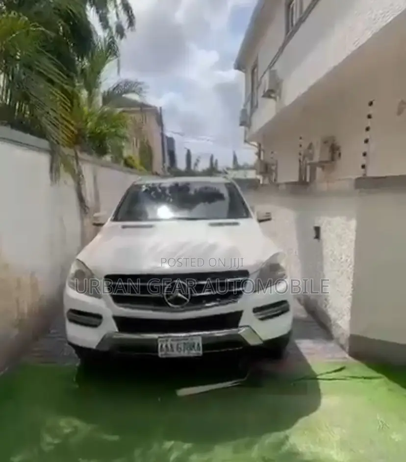 Mercedes-Benz M Class ML350 4MATIC 4dr SUV AWD (3.5L 6cyl 7A) 2015