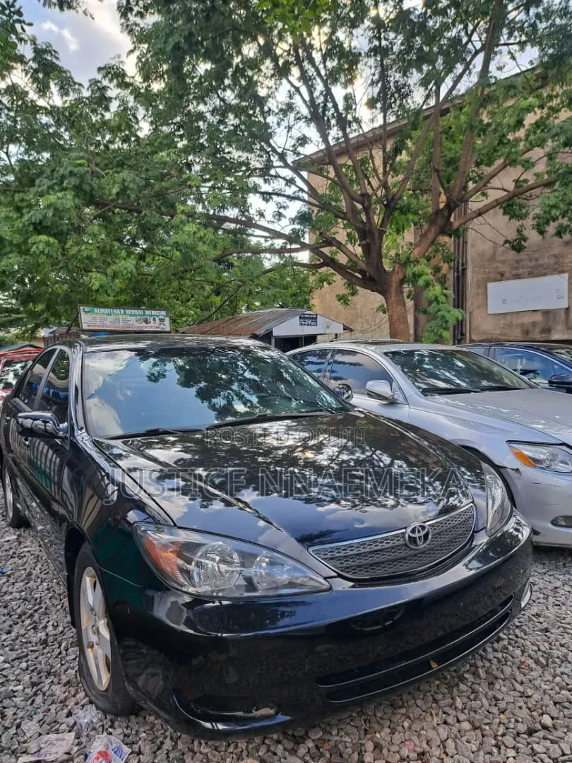 Toyota Camry 2005 Black