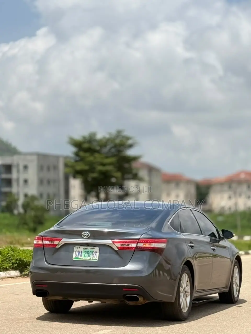 Toyota Avalon XLE FWDSedan (3.6L 6cyl 6A) 2016 Gray
