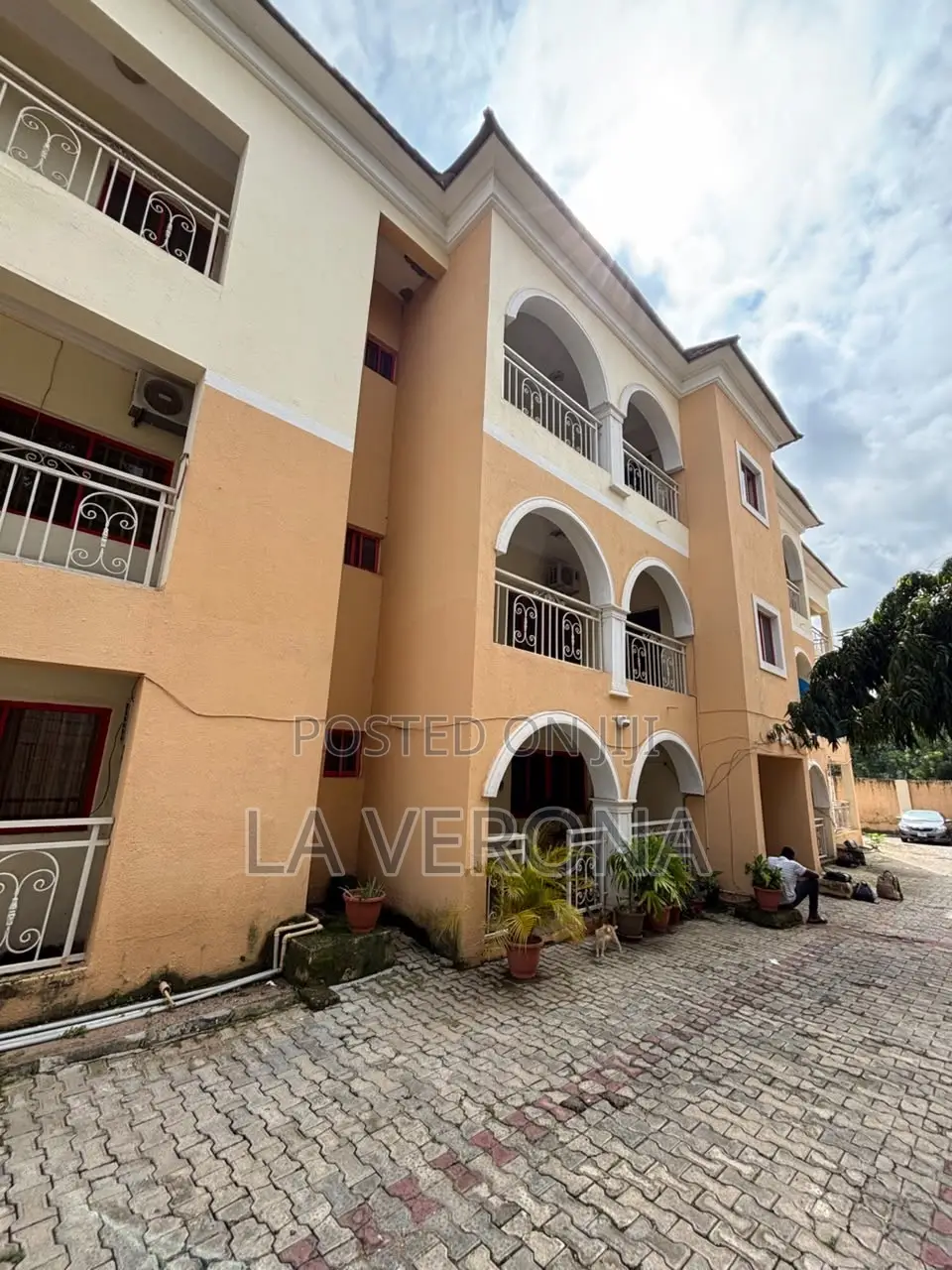 2bdrm Block of Flats in Jahi for rent