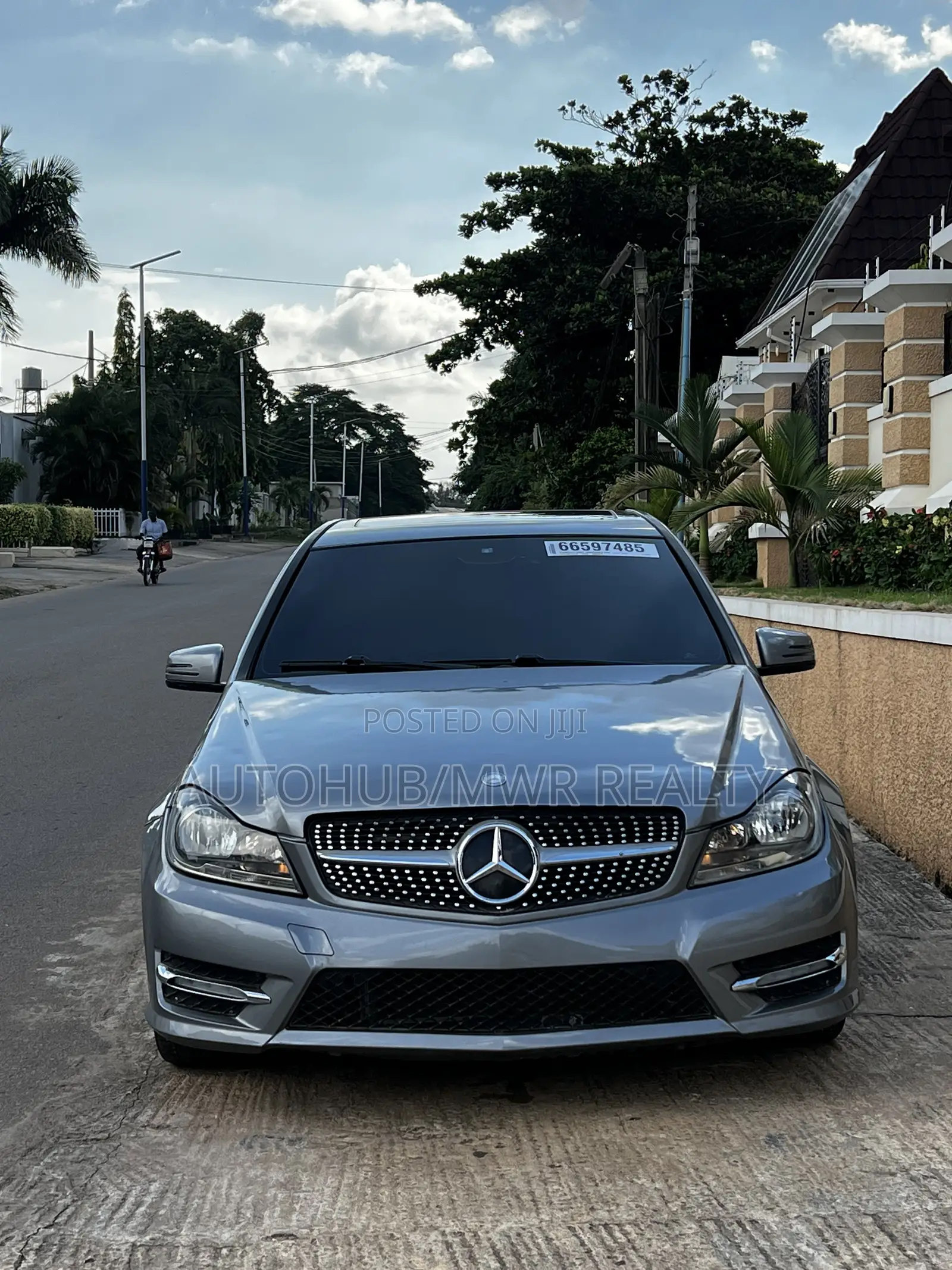 Mercedes-Benz C300 2013 Gray