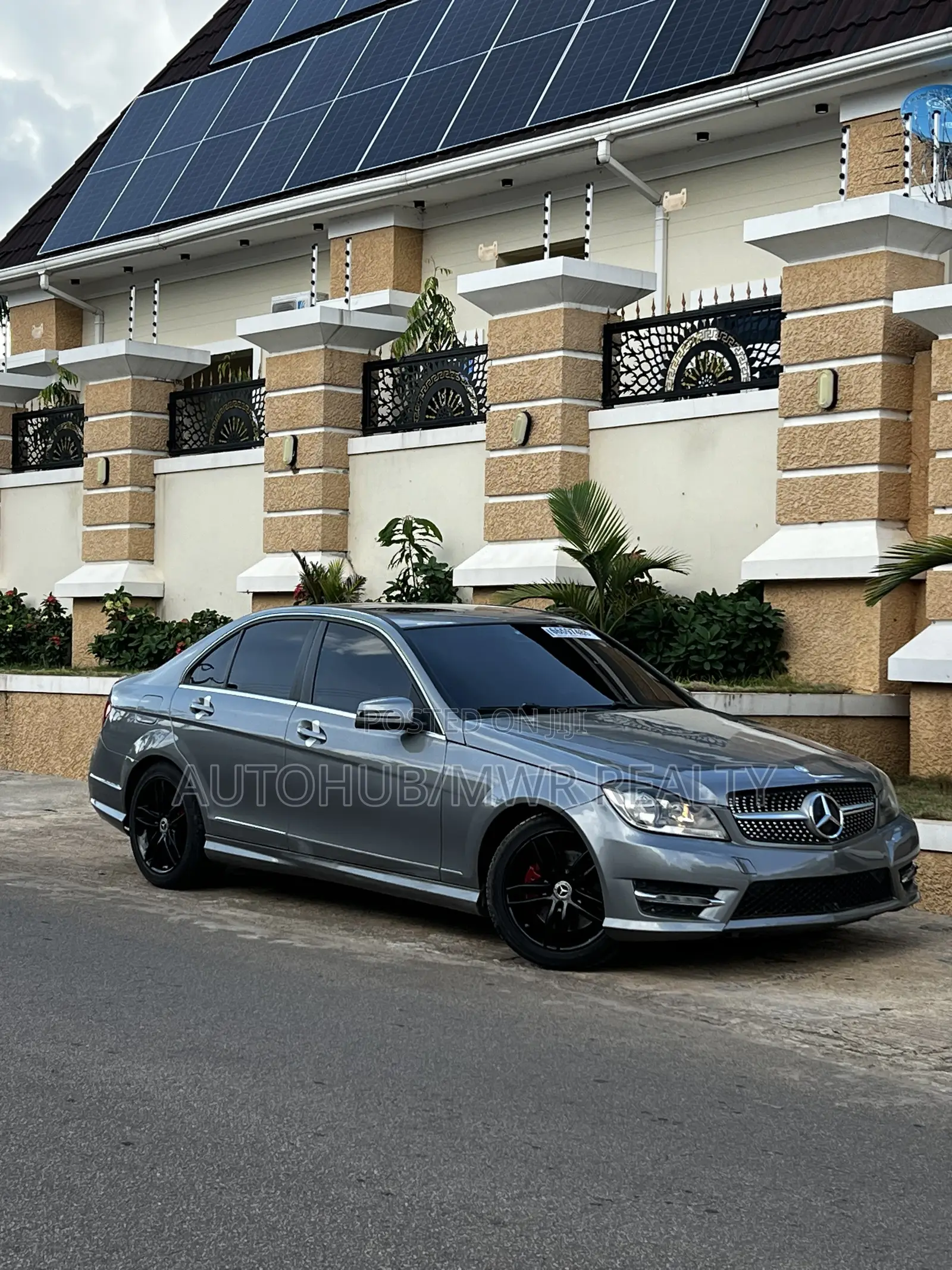 Mercedes-Benz C300 2013 Gray
