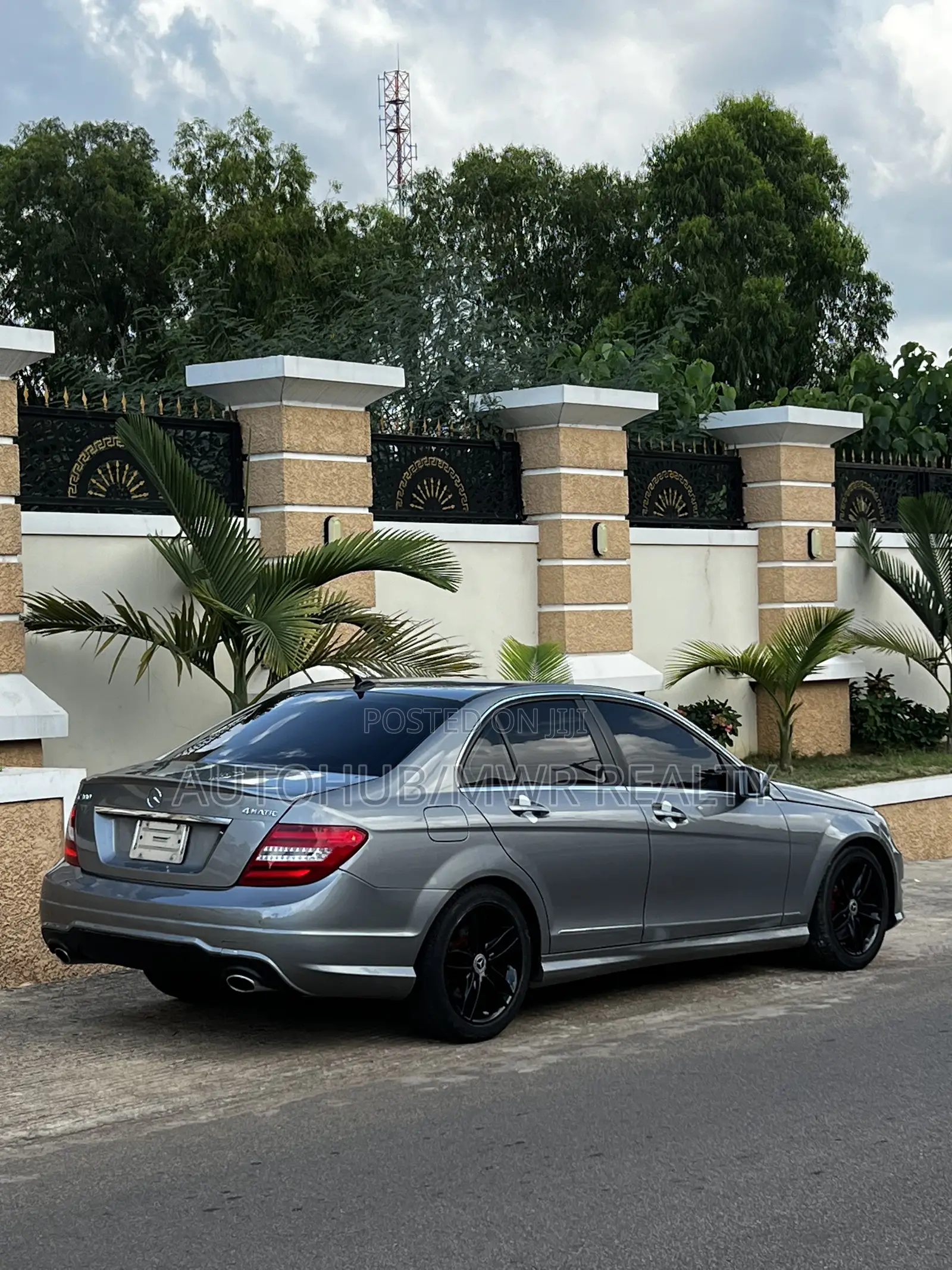 Mercedes-Benz C300 2013 Gray