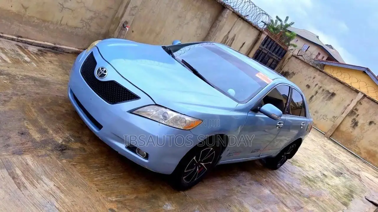 Toyota Camry LE 4dr Sedan (2.4L 4cyl 5A) 2008 Blue