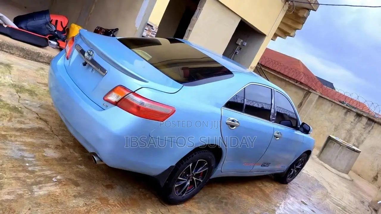 Toyota Camry LE 4dr Sedan (2.4L 4cyl 5A) 2008 Blue