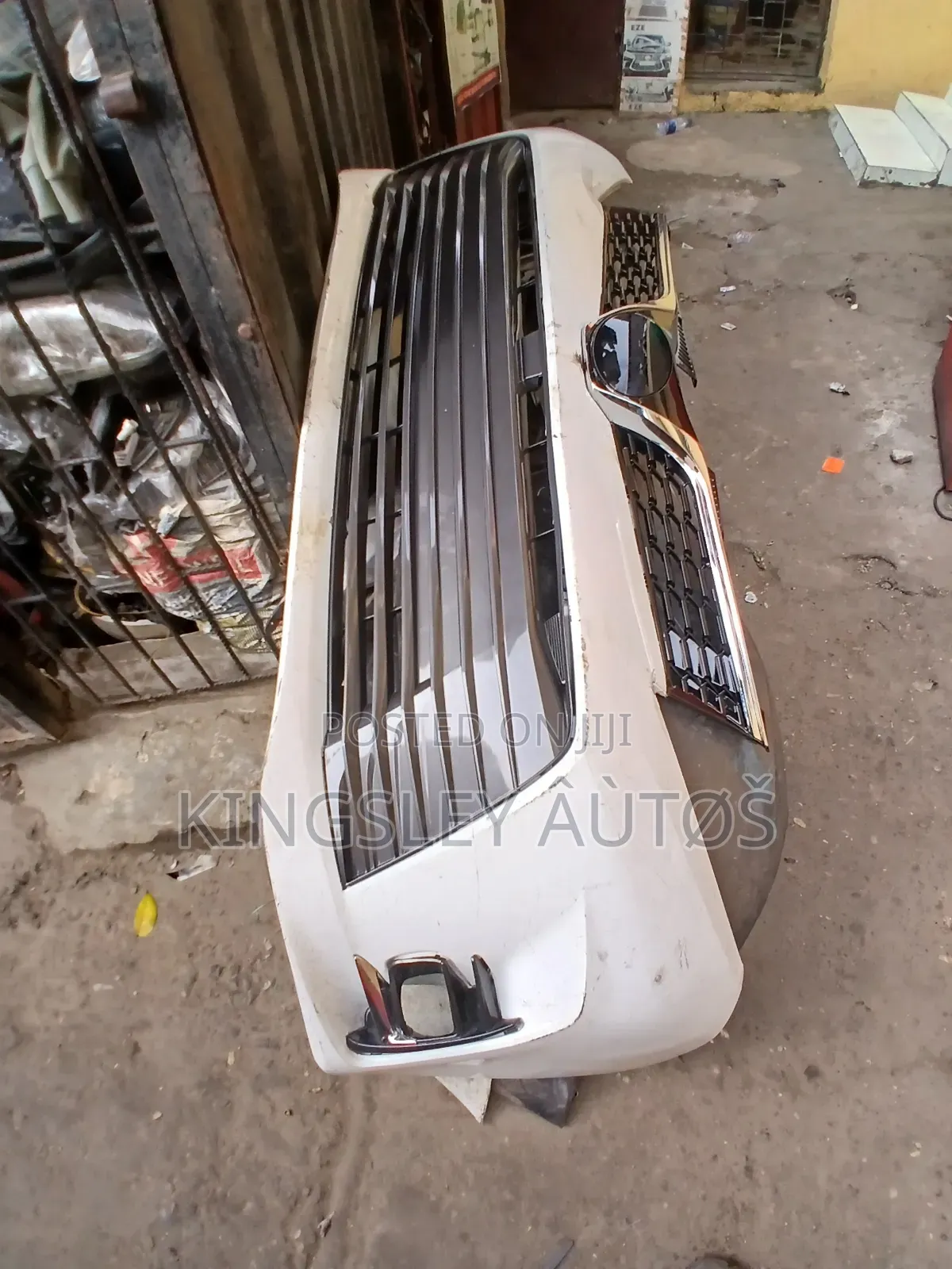Compelete Front Bumper Sienna 2018