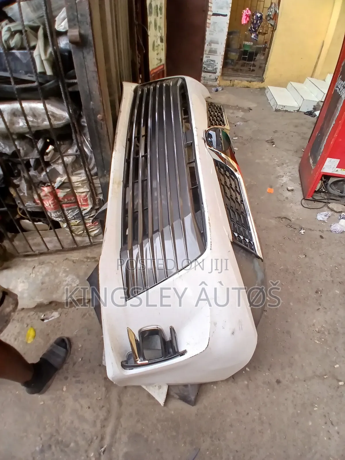 Compelete Front Bumper Sienna 2018