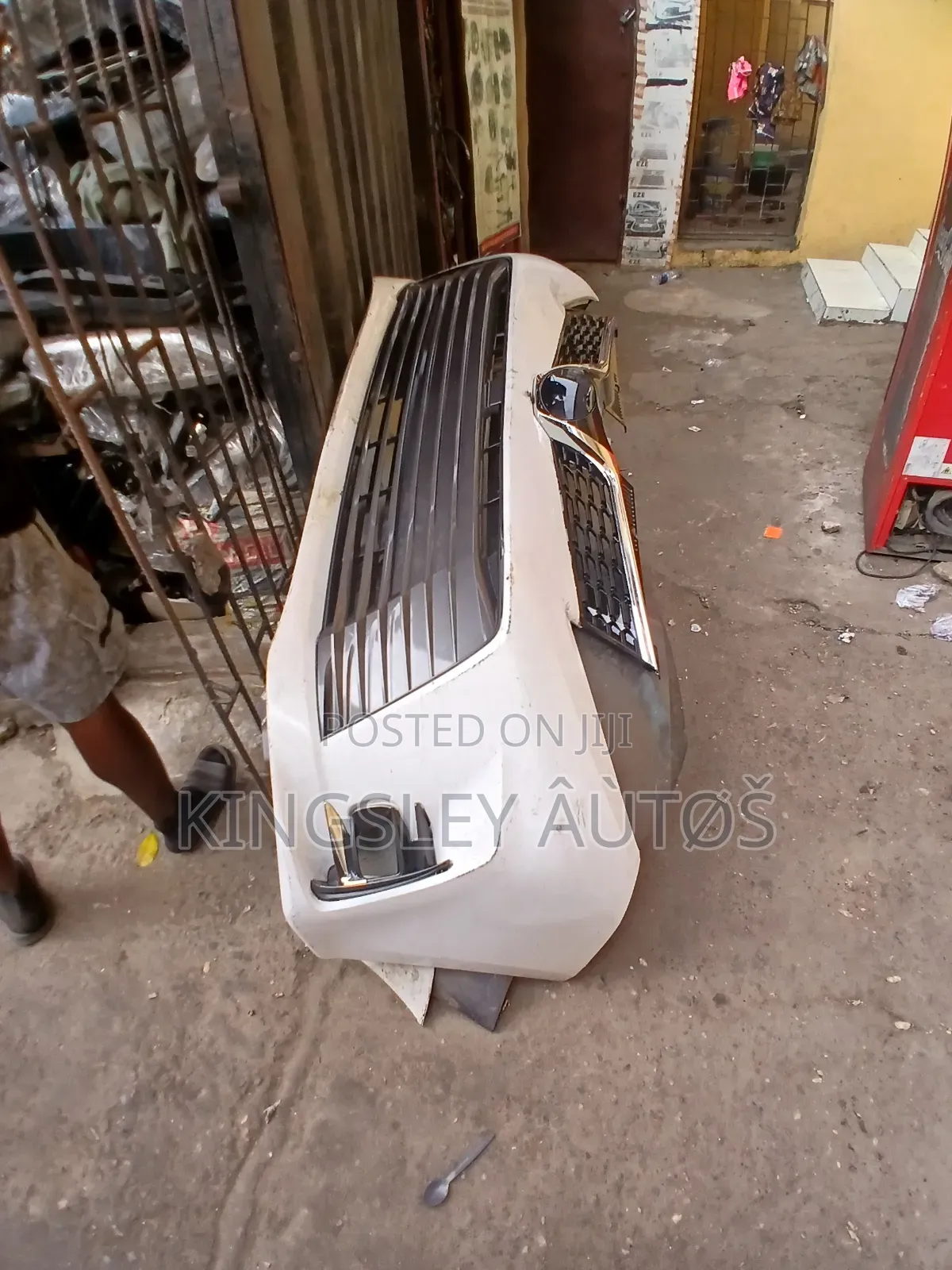 Compelete Front Bumper Sienna 2018