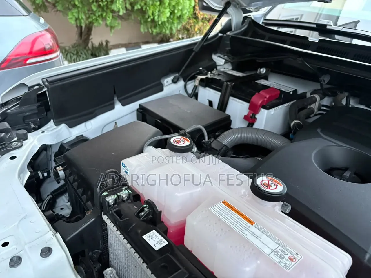 Toyota Tundra 2025 White