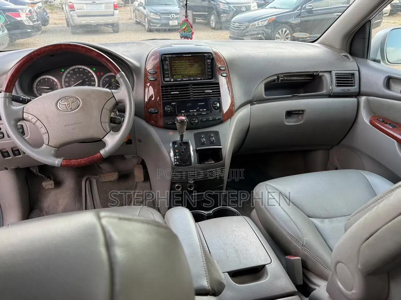 Toyota Sienna 2006 Gold