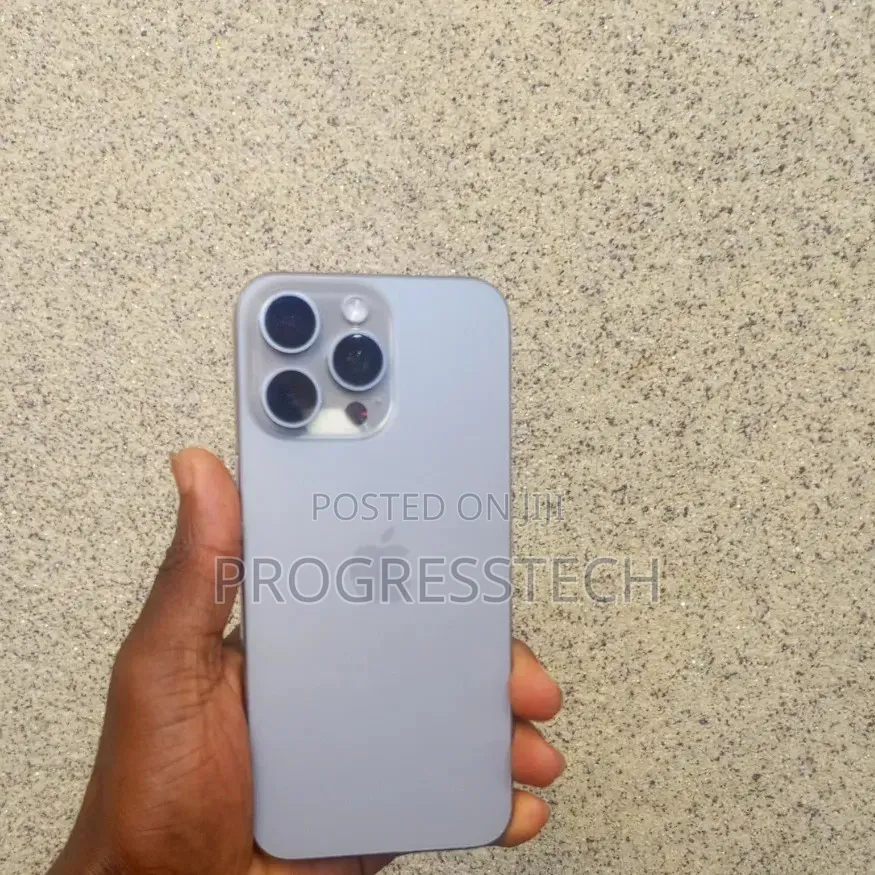Apple iPhone 15 Pro Max 256 GB Silver