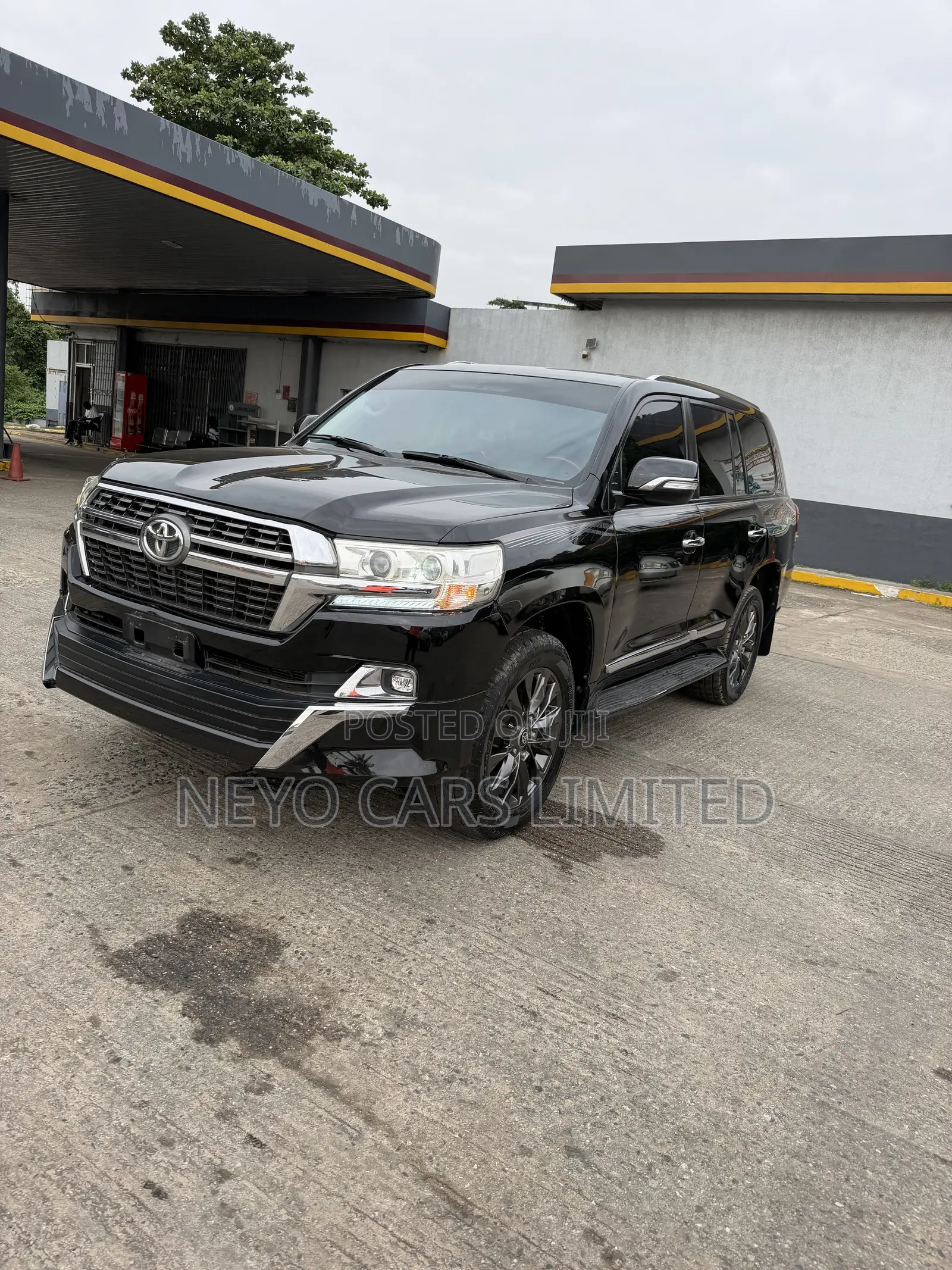 Toyota Land Cruiser 4.0 V6 GX-R 2013 Black