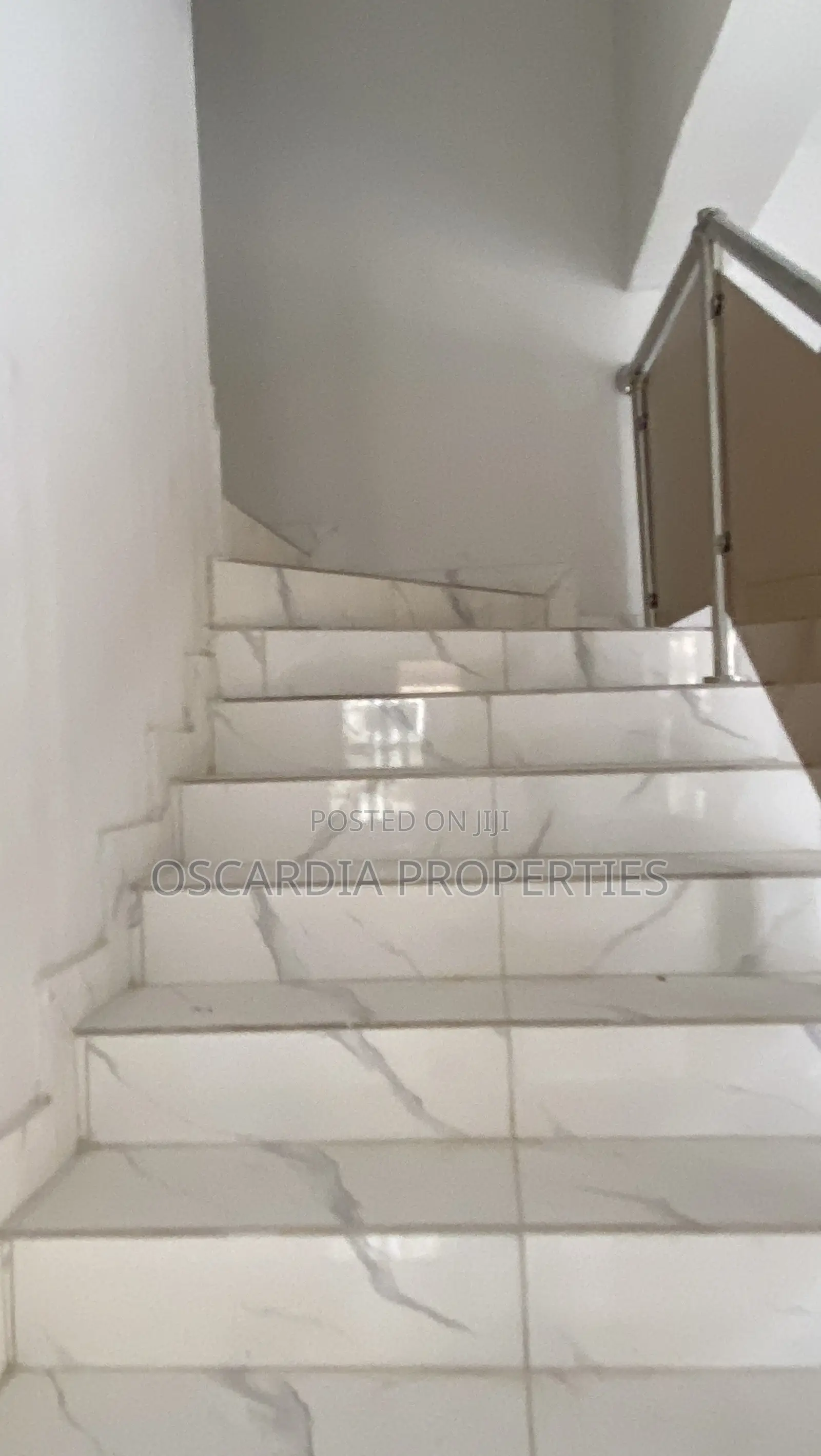 2bdrm Townhouse/Terrace in Ogombo for sale