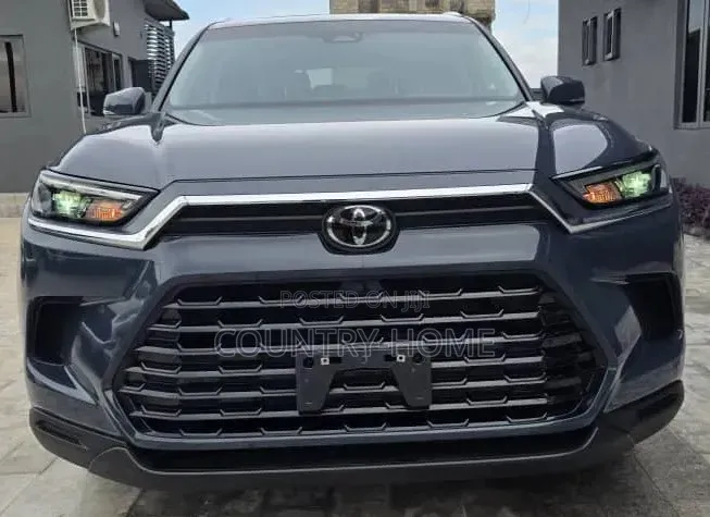 Toyota Highlander Limited AWD 2026 Blue