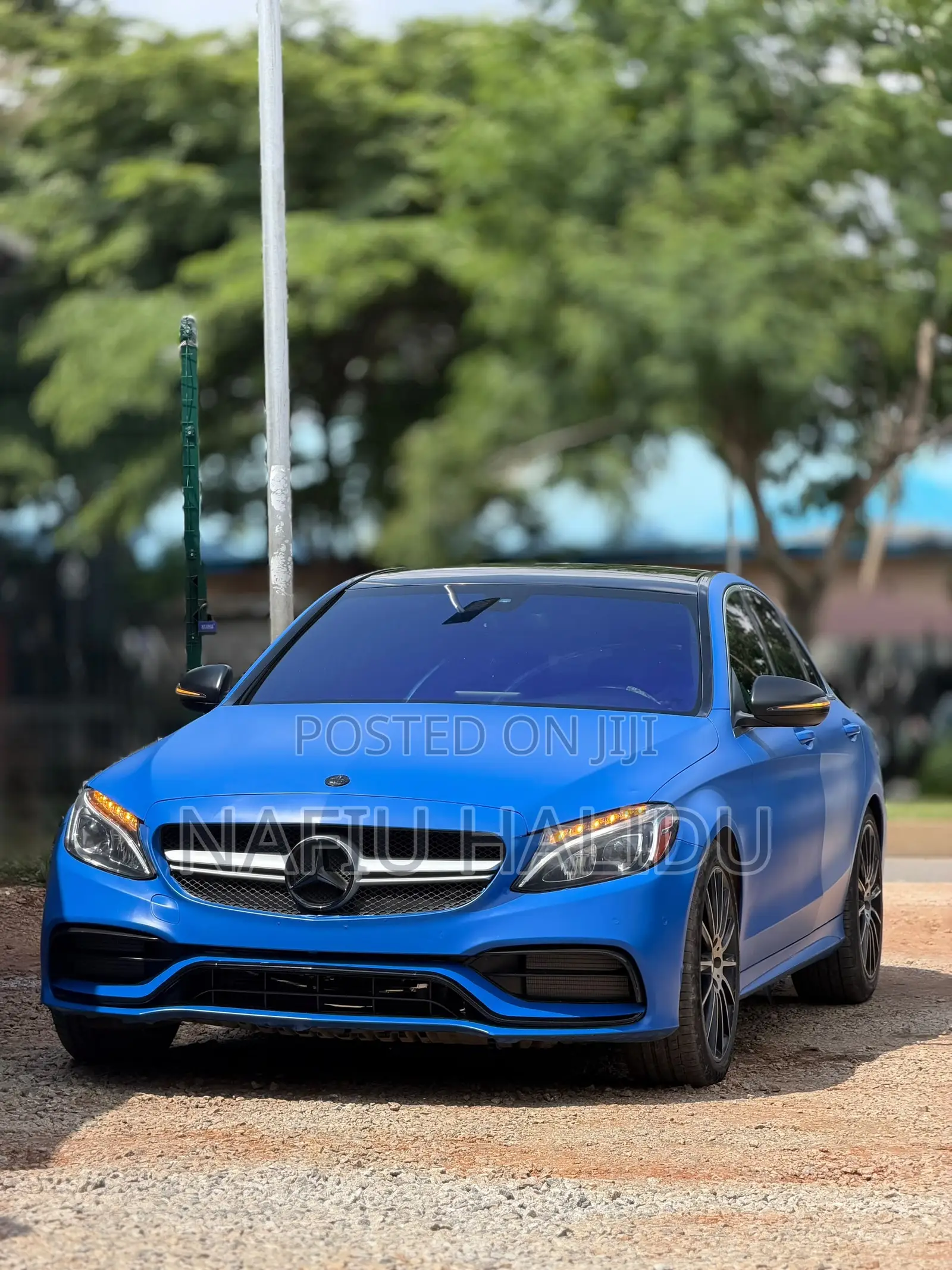 Mercedes-Benz C300 2016 Blue