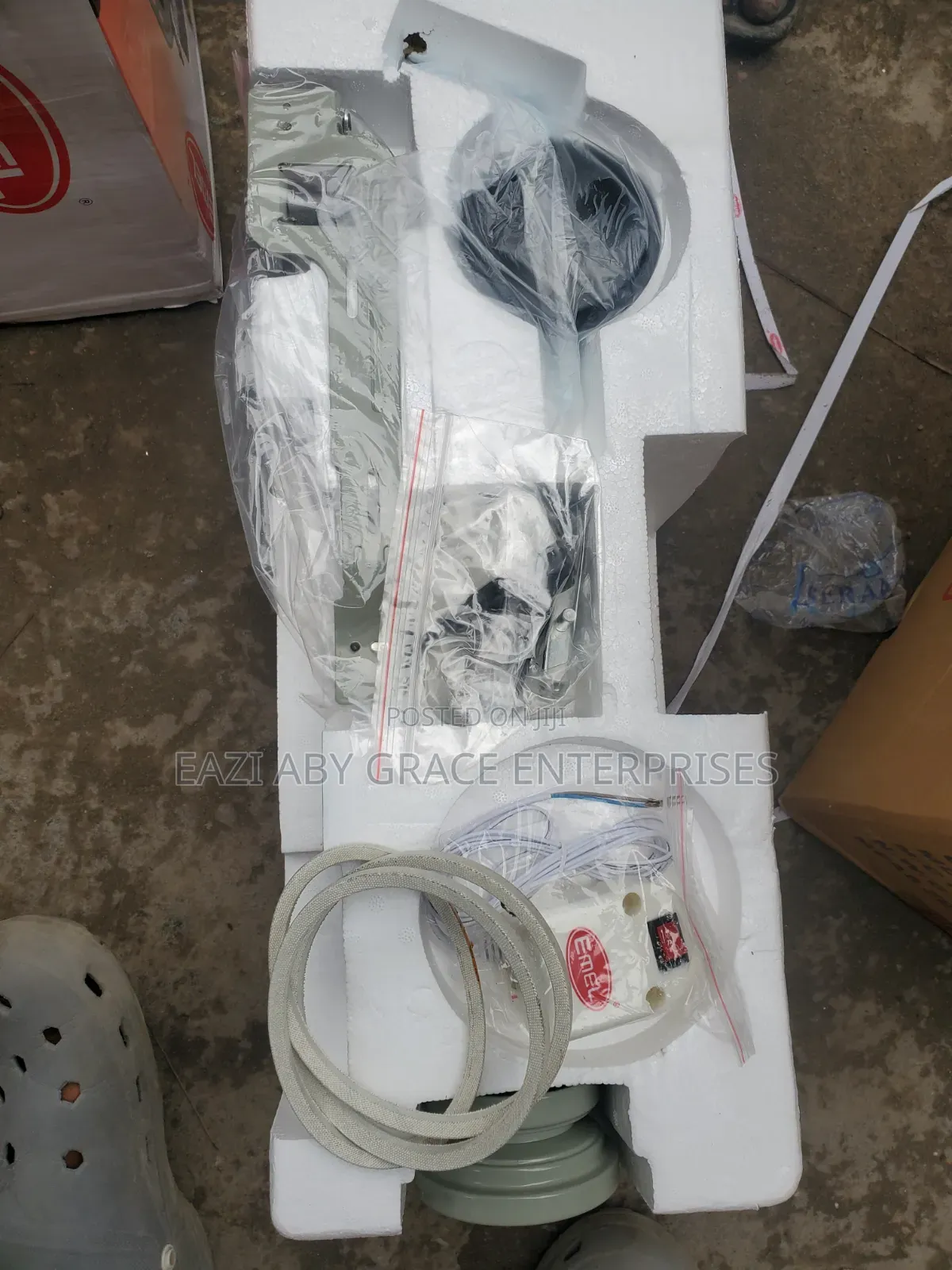 Industrial Sewing Machine