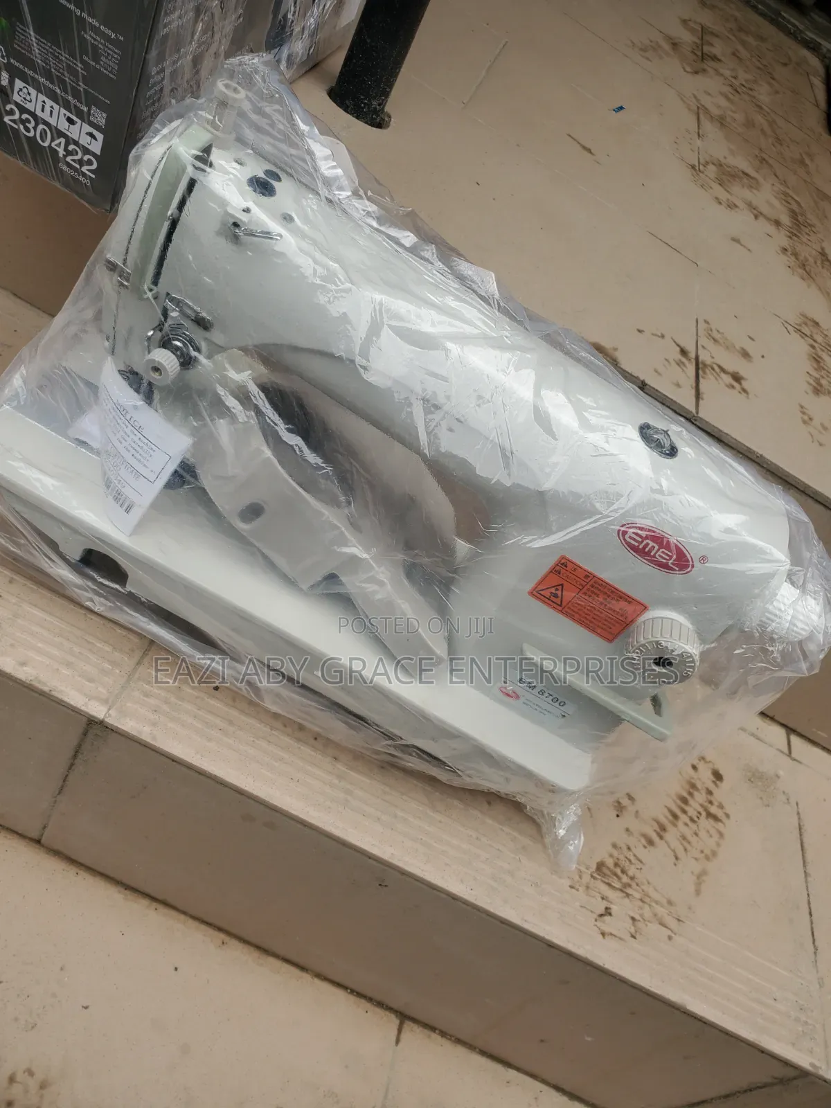 Industrial Sewing Machine