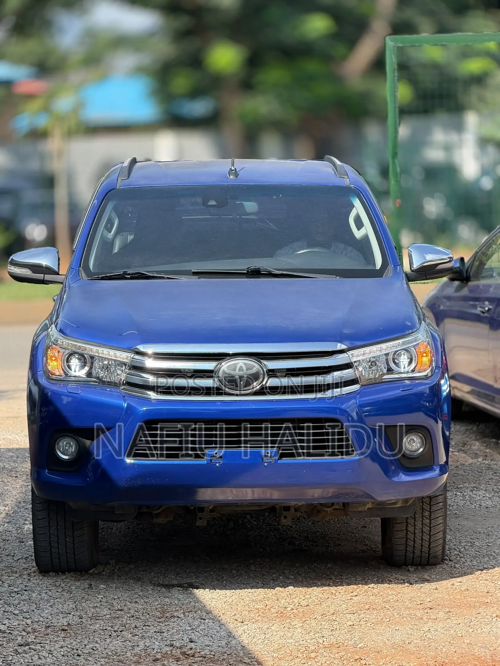 Toyota Hilux 2021 Blue