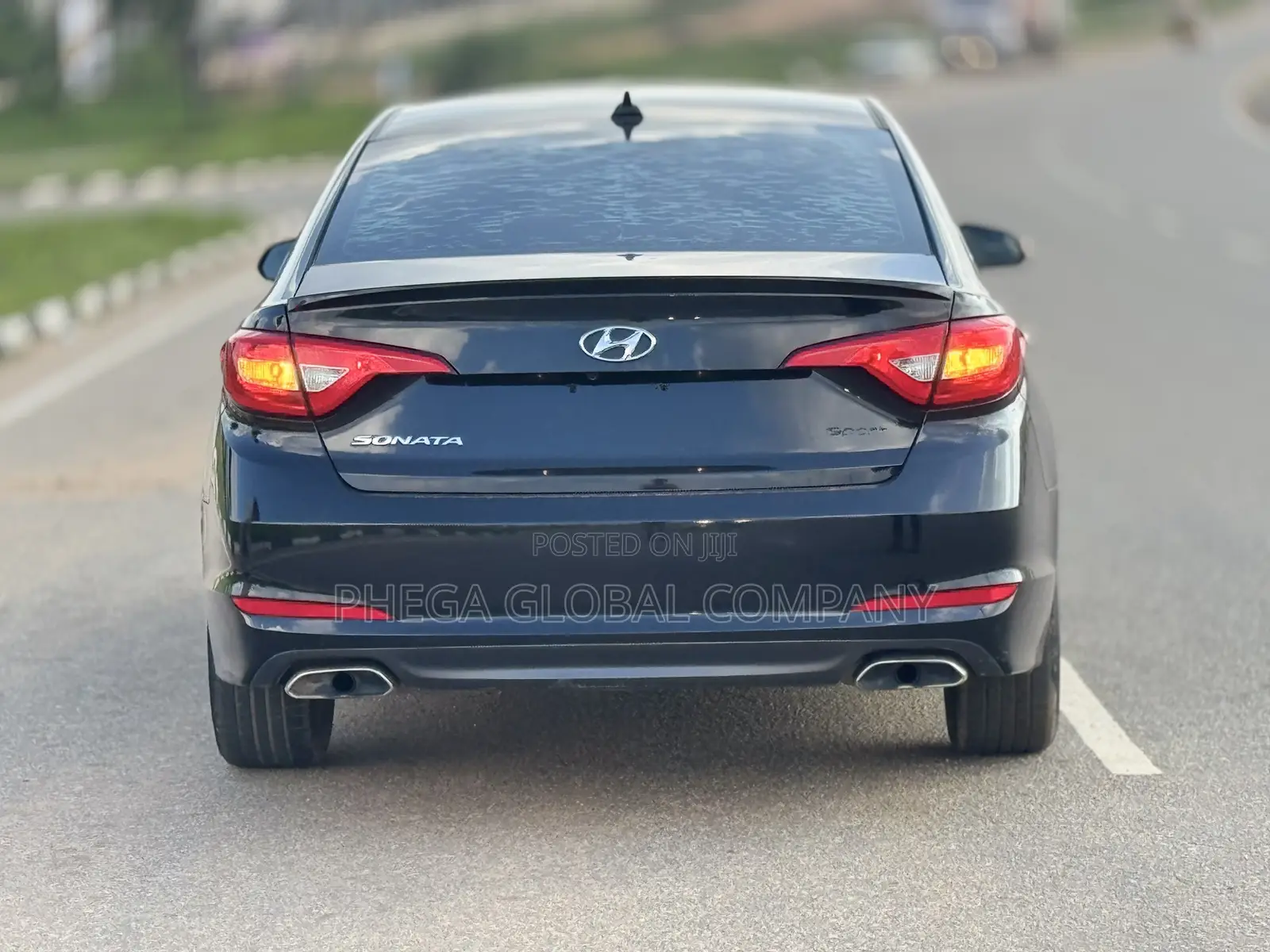 Hyundai Sonata Sport Sedan FWD (2.4L 4cyl 6A) 2016 Black