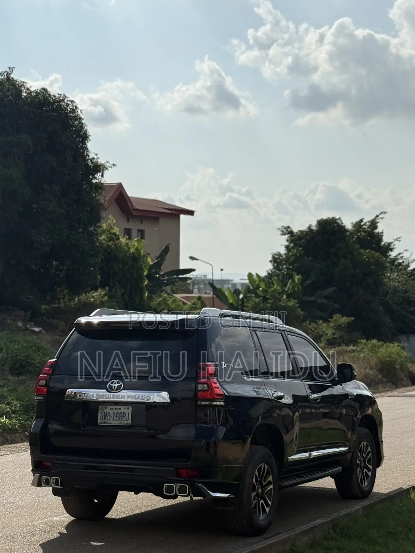 Toyota Land Cruiser Prado 2010 Black