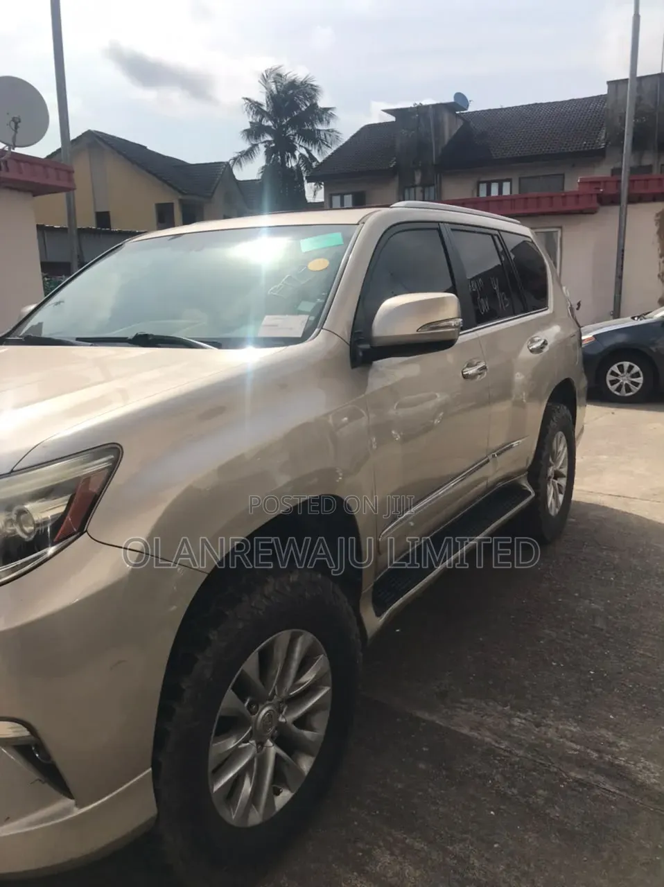 Lexus GX 460 Luxury 2015 Gold
