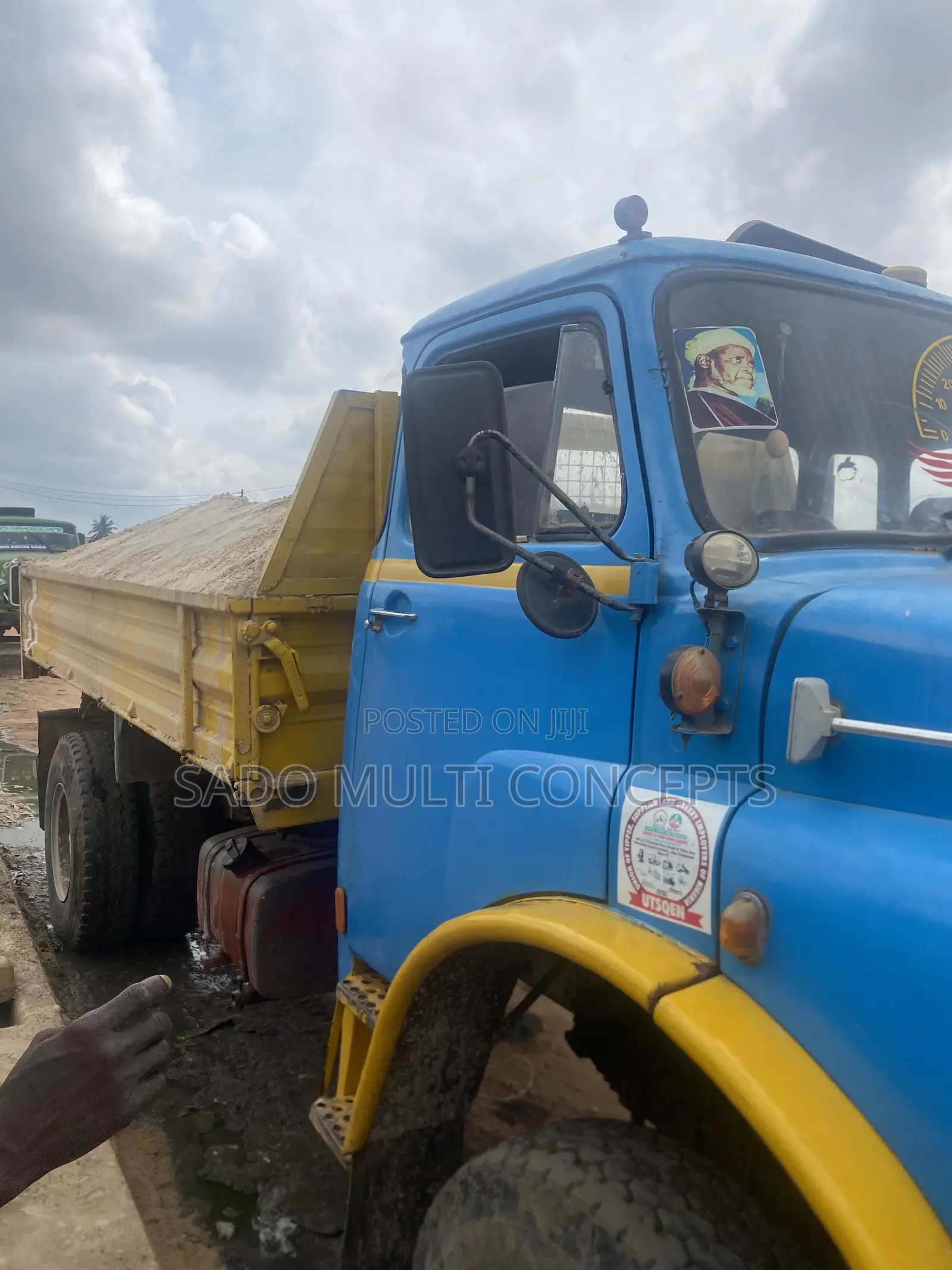 Granite and Plaster Sand