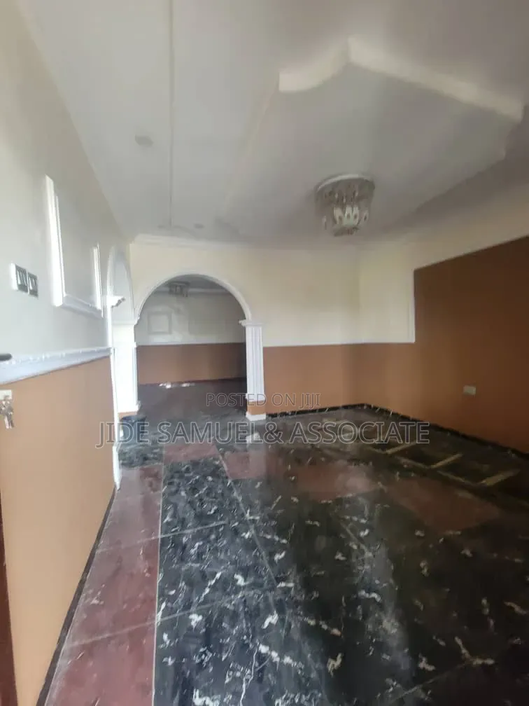 Furnished 3bdrm Bungalow in Ayobo for rent