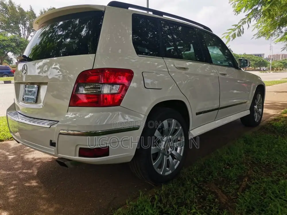 Mercedes-Benz GLK-Class 350 4MATIC 2010 White