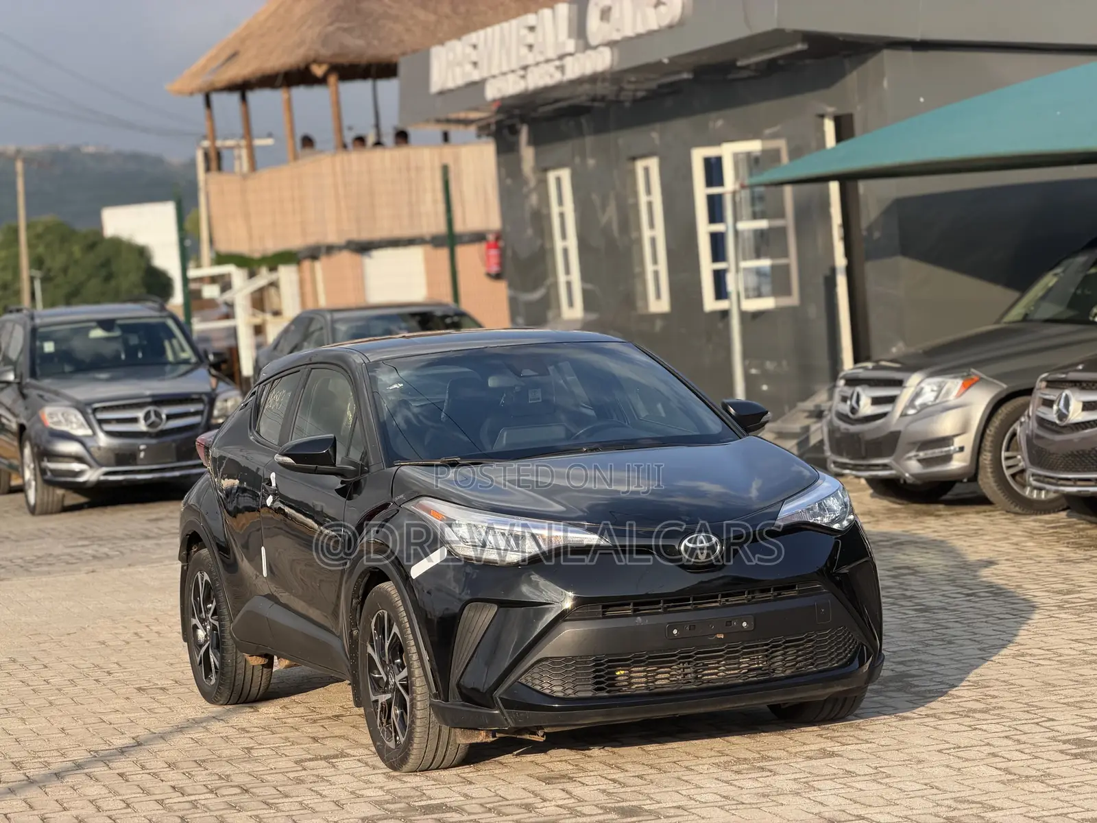 Toyota C-HR XLE FWD 2020 Black