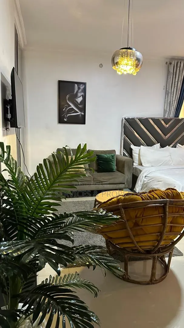 Furnished Studio Apartment in Lekki Phase One for rent