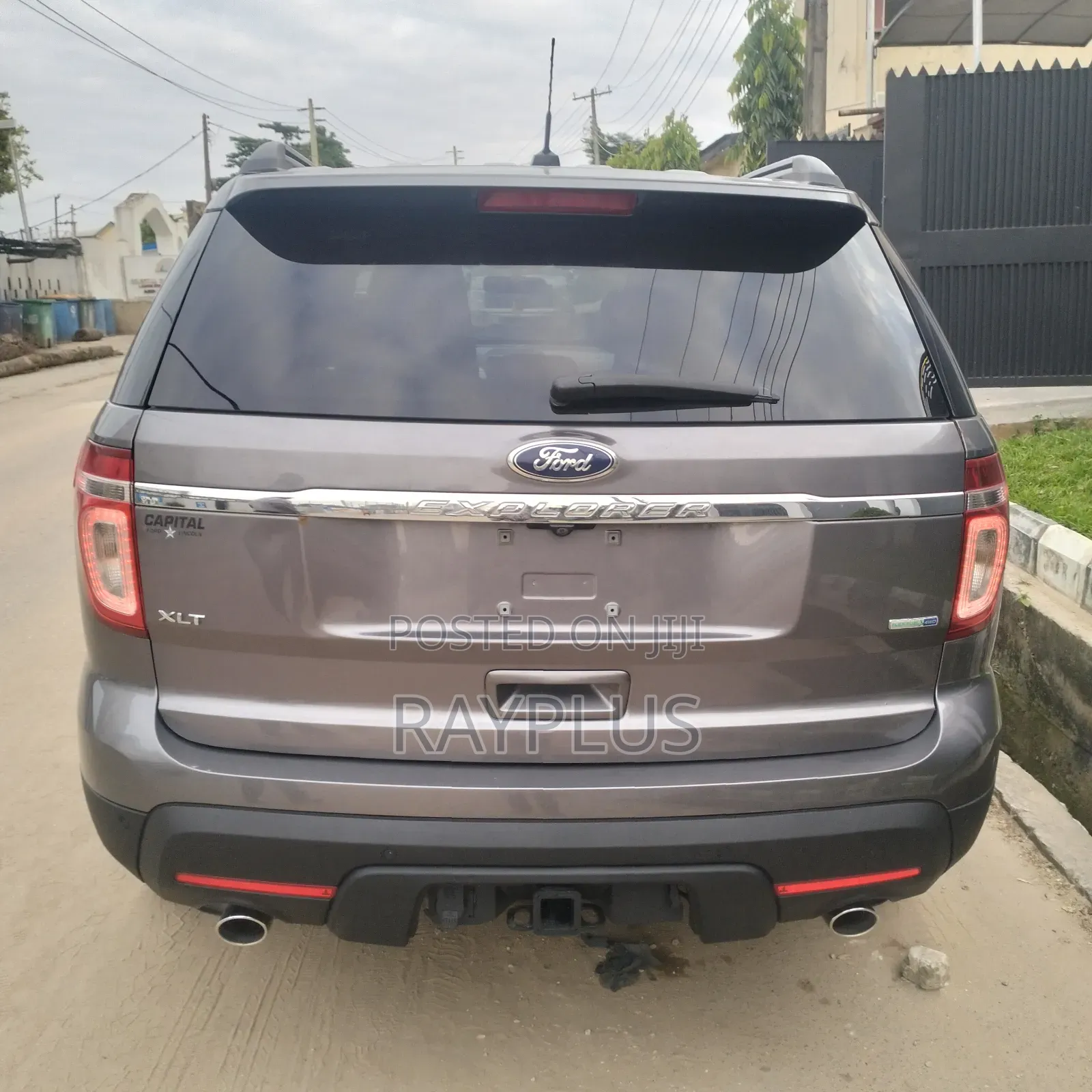 Ford Explorer 2013 Gray