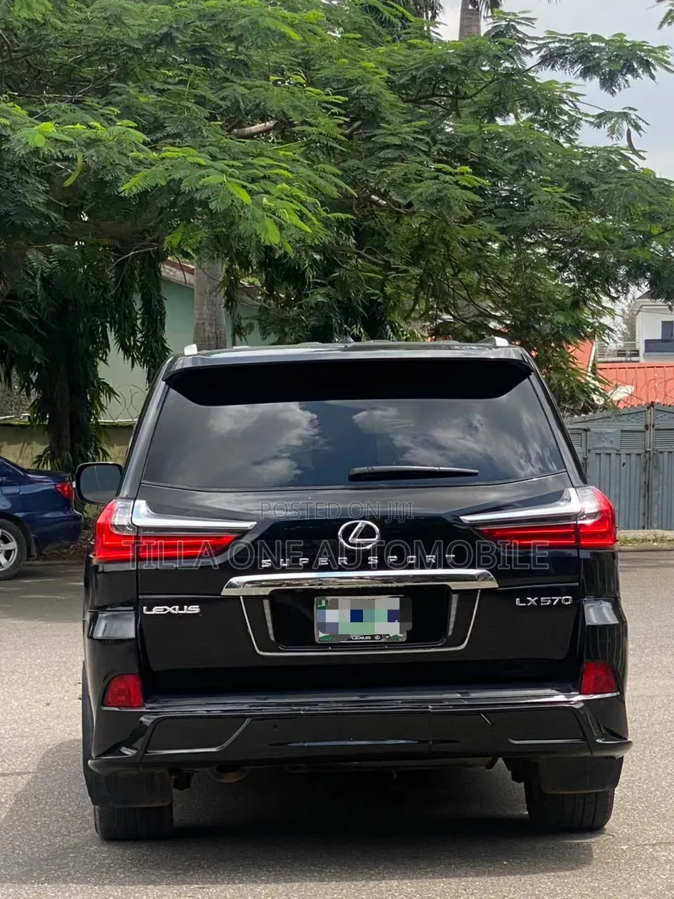 Lexus LX 570 (5 seats) AWD 2017 Black