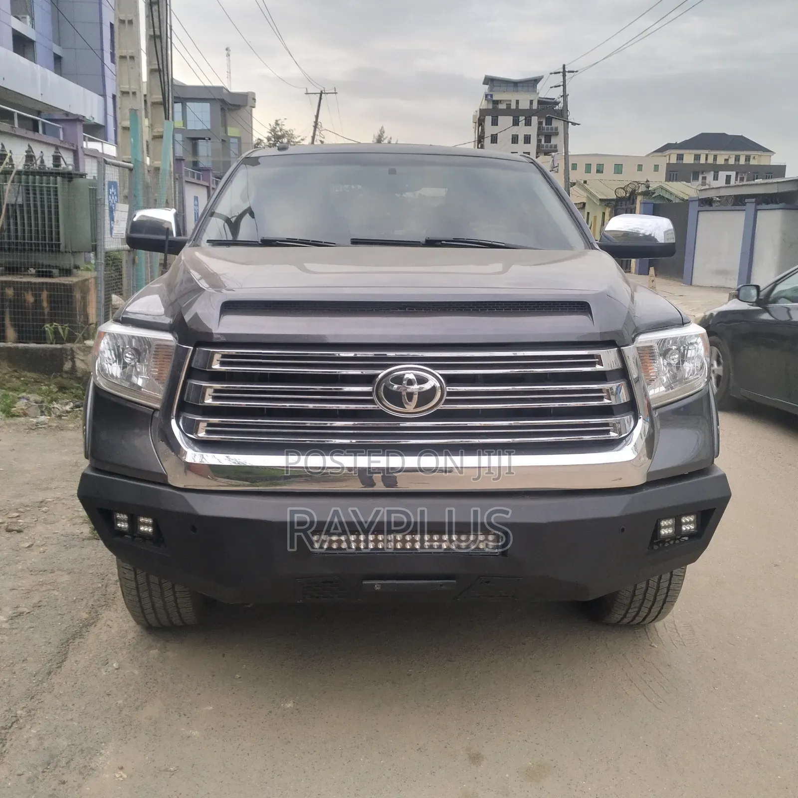 Toyota Tundra 2016 Gray