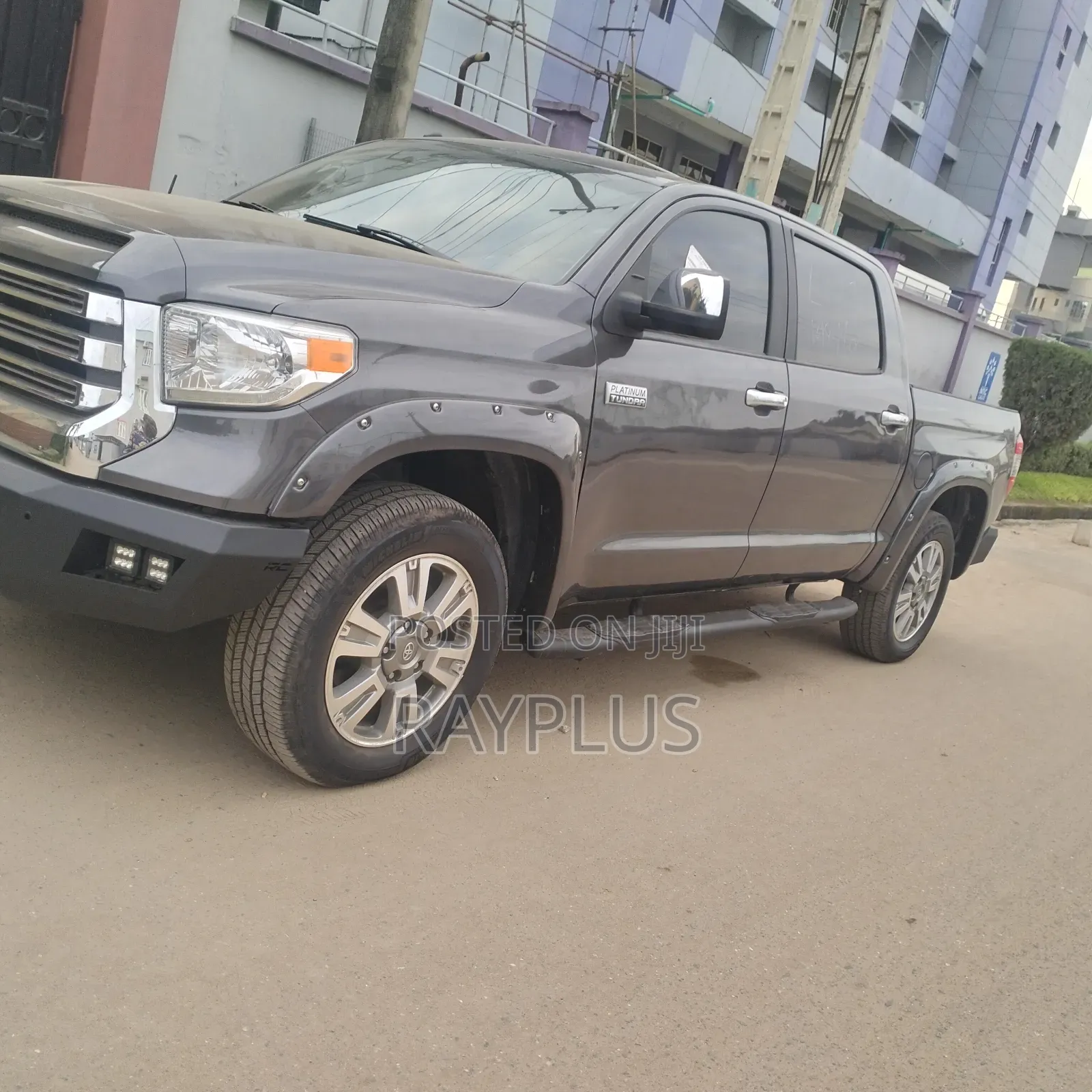 Toyota Tundra 2016 Gray