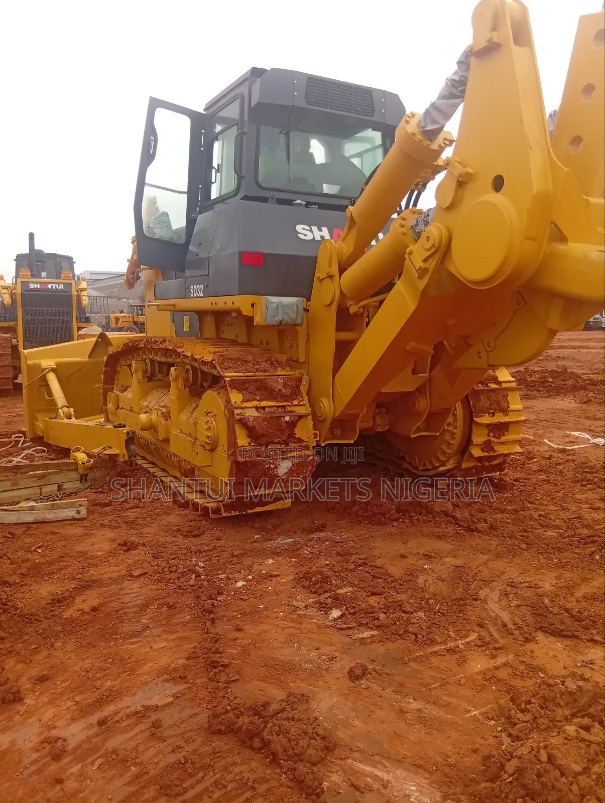 Shantui SD32 Bulldozer (D8 Equivalent) Manual, Cummins Engine