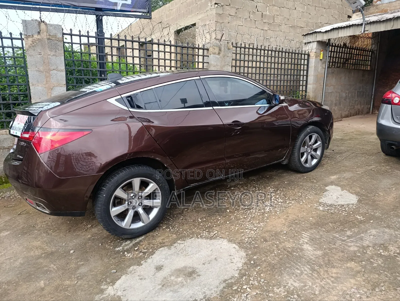 Acura ZDX Base AWD 2011 Brown
