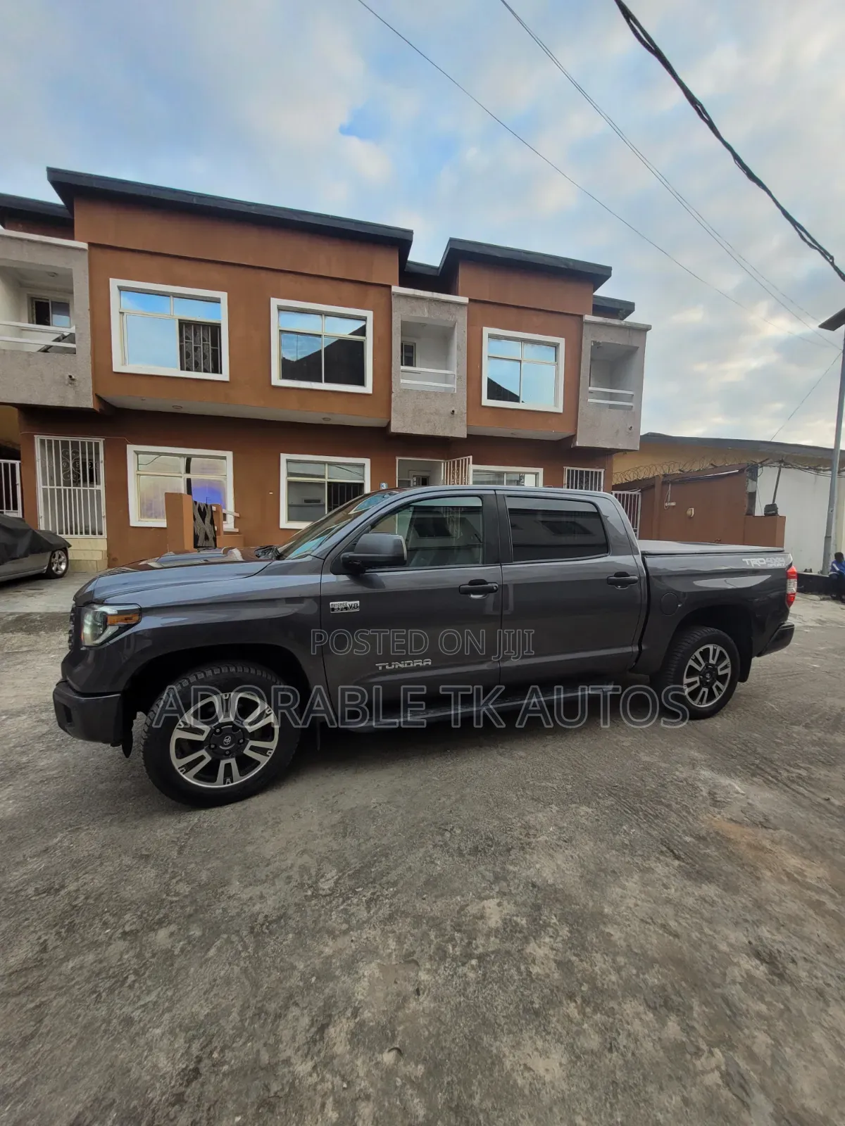 Toyota Tundra 2022 Gray