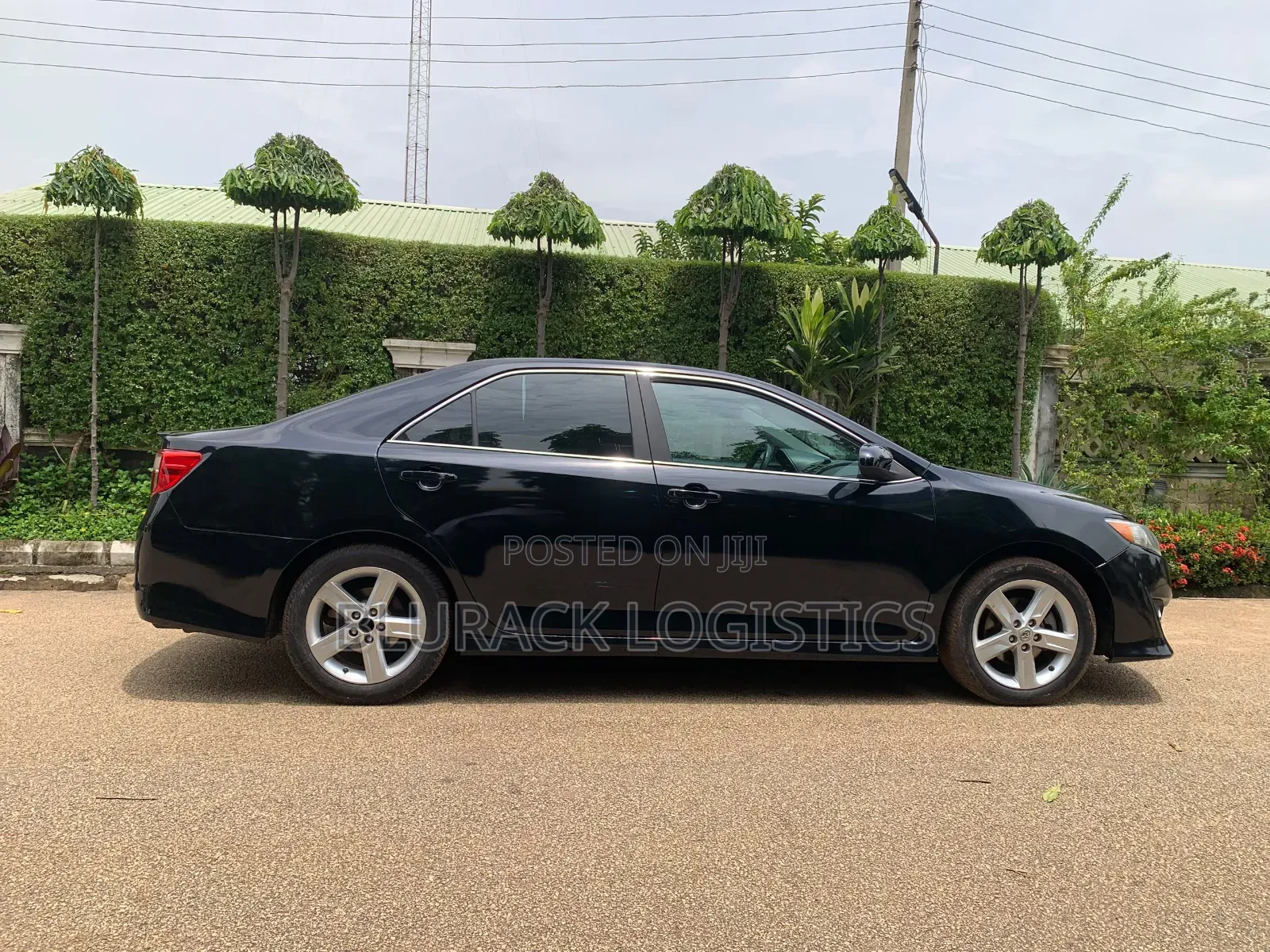 Toyota Camry SE 4dr Sedan (2.5L 4cyl 6A) 2013 Black
