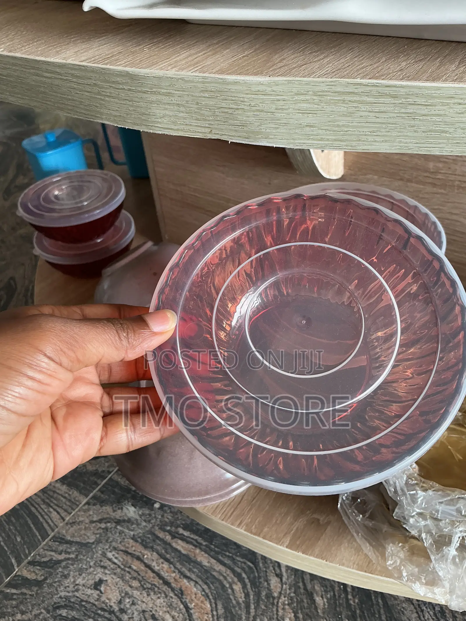 Acrylic Bowl With Cover, Souvenirs