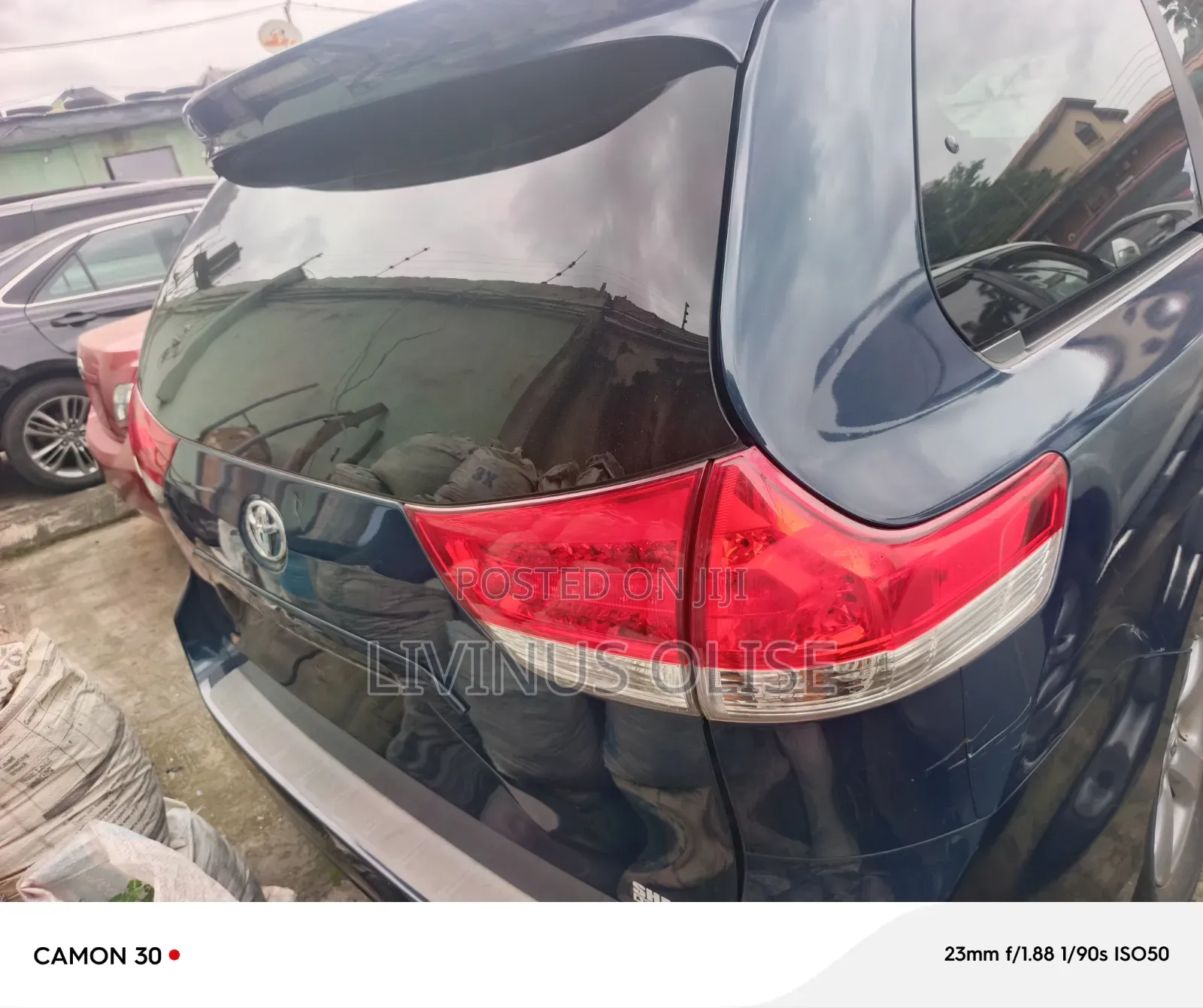 Toyota Sienna 2012 Blue