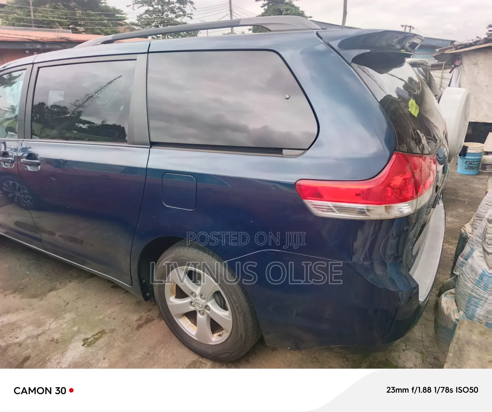 Toyota Sienna 2012 Blue