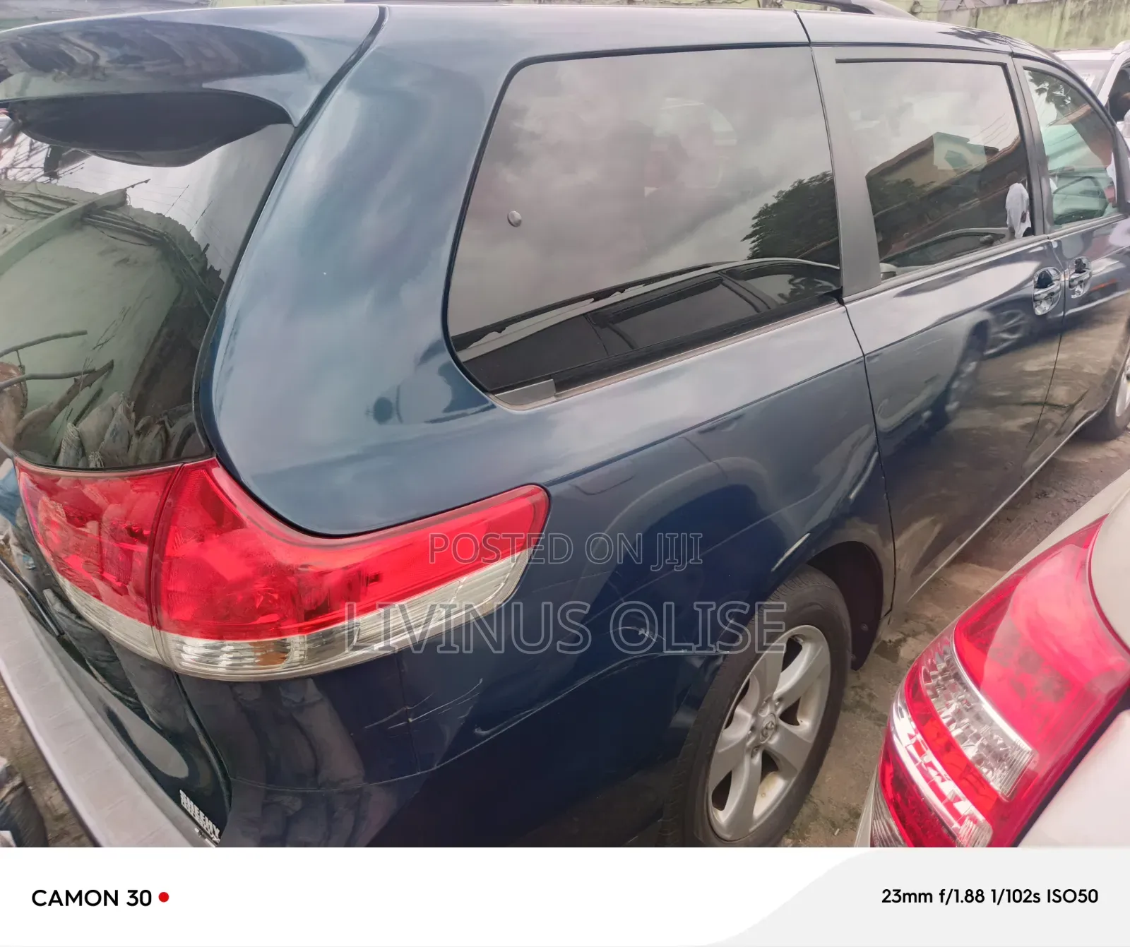 Toyota Sienna 2012 Blue