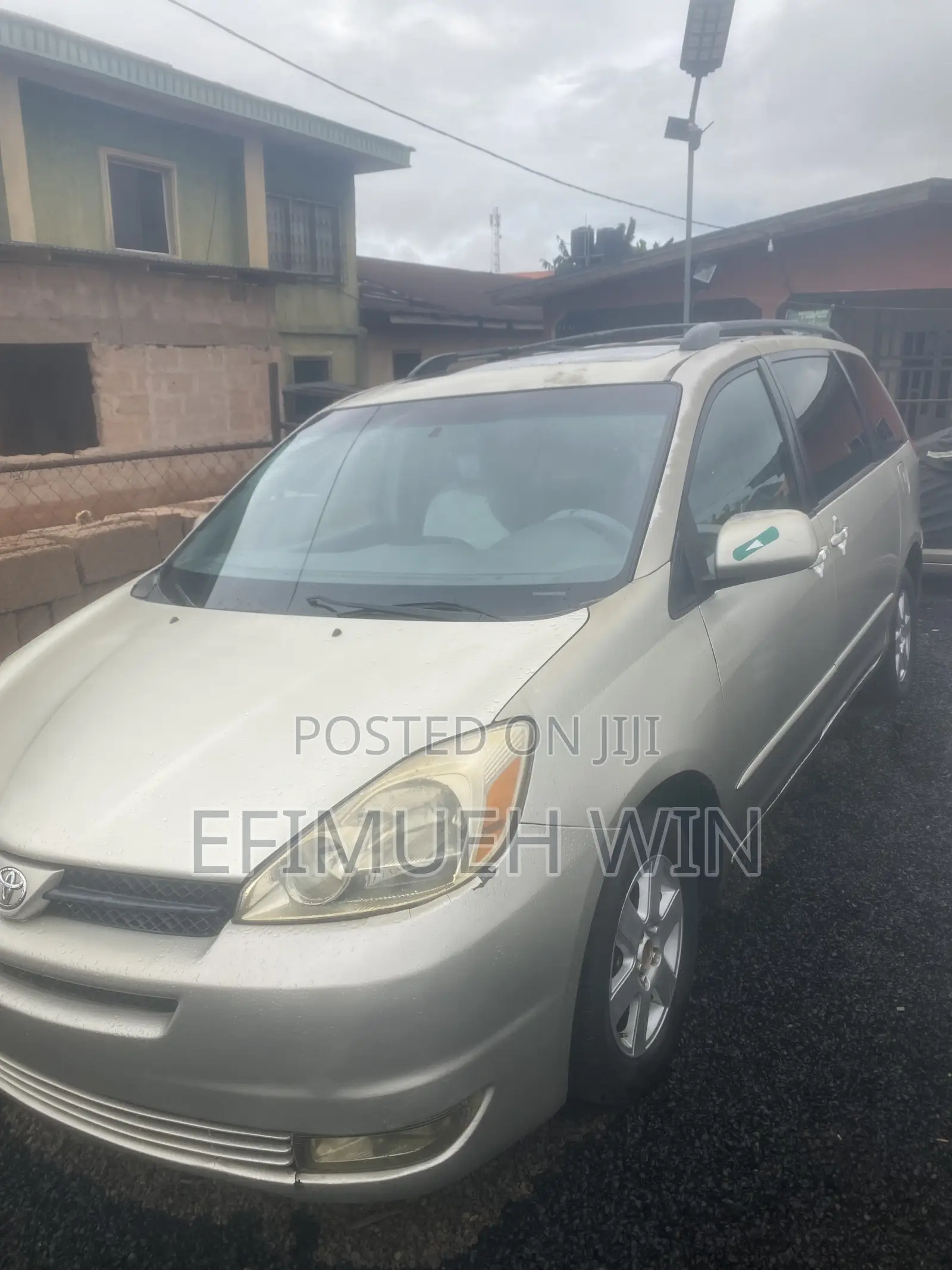 Toyota Sienna XLE AWD (3.3L V6 5A) 2004 Gold